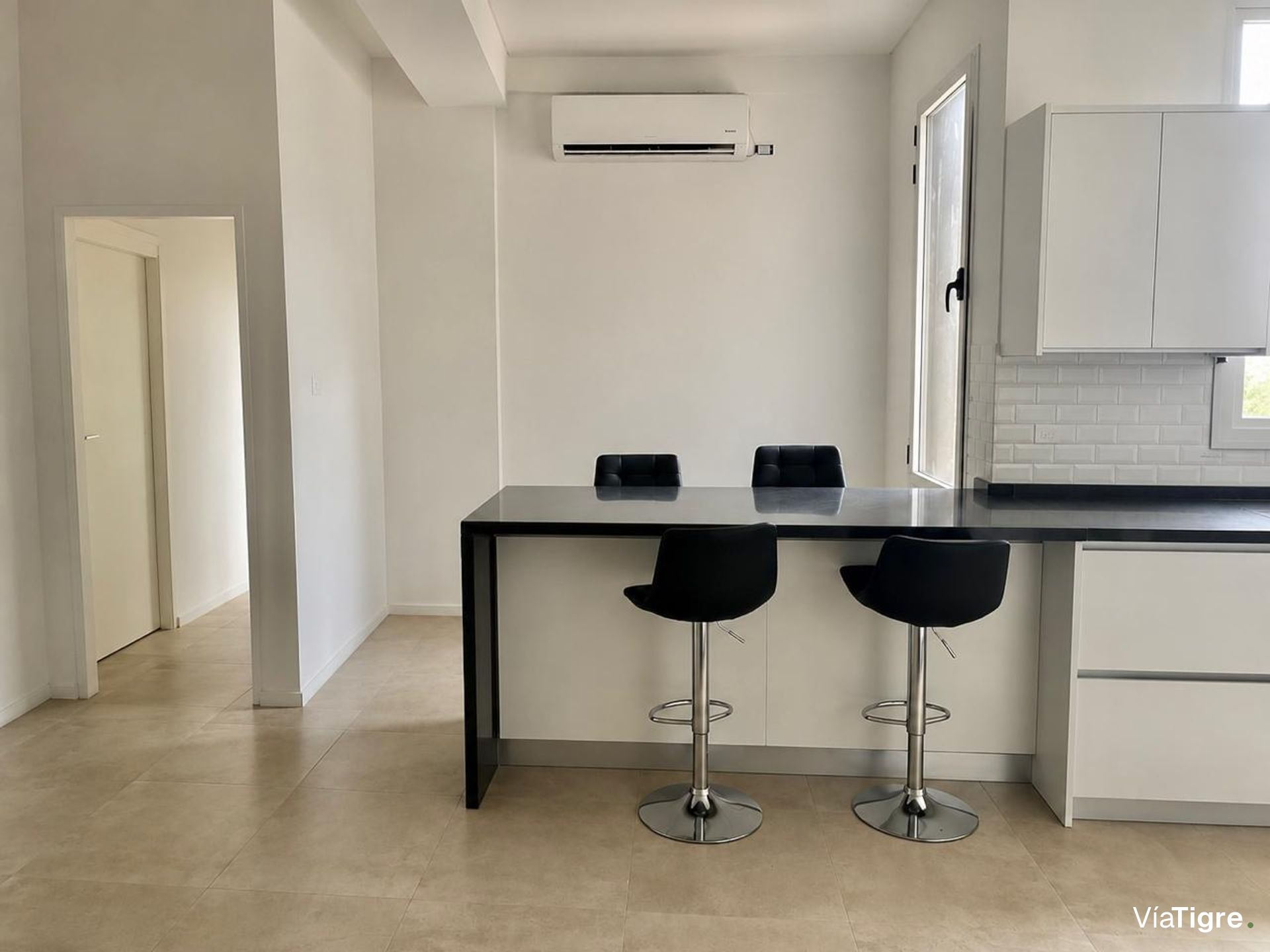 Venta Exclusivo Depto 3 Amb. Acepta Permuta