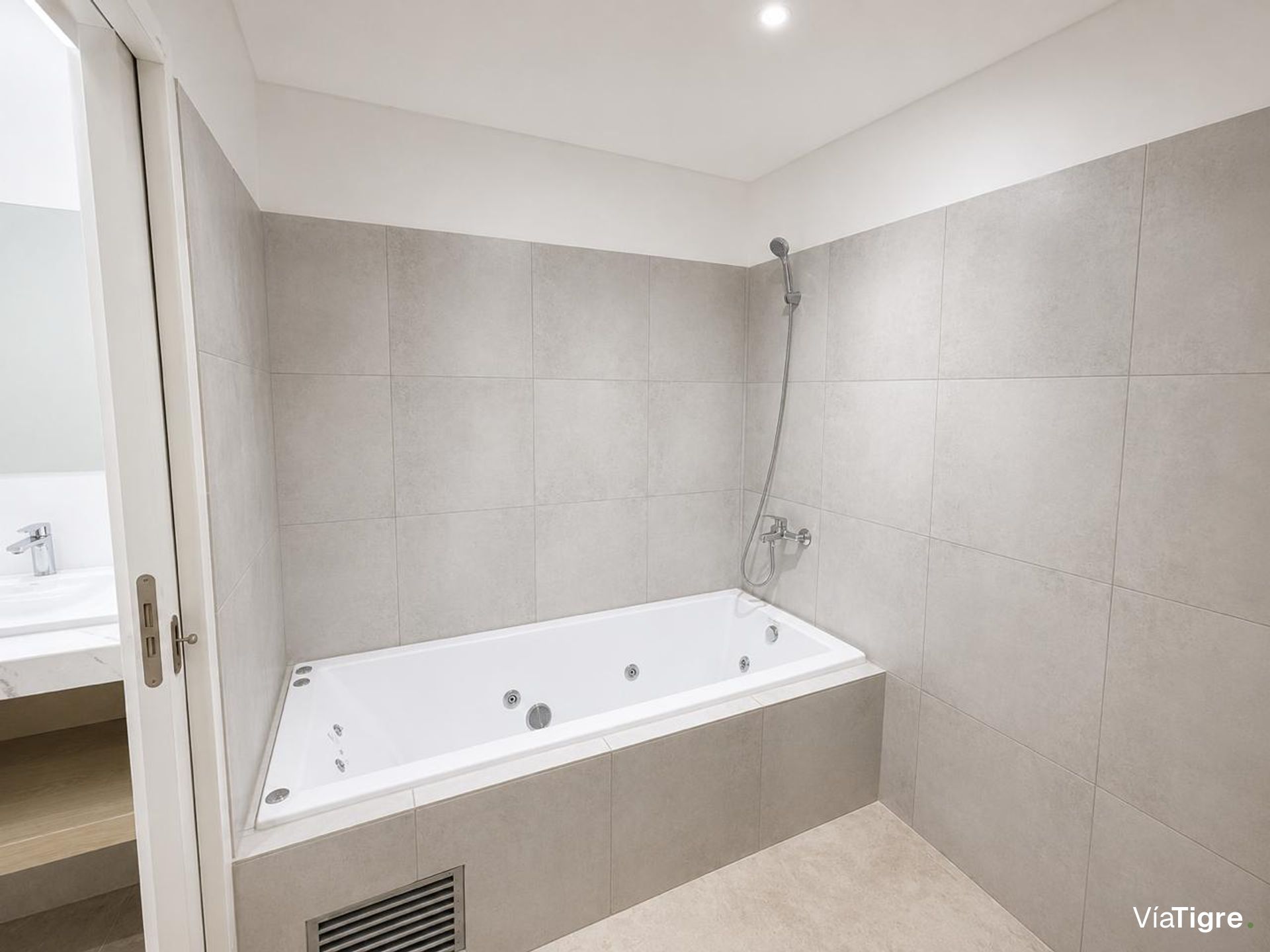 Venta Exclusivo Depto 3 Amb. Acepta Permuta