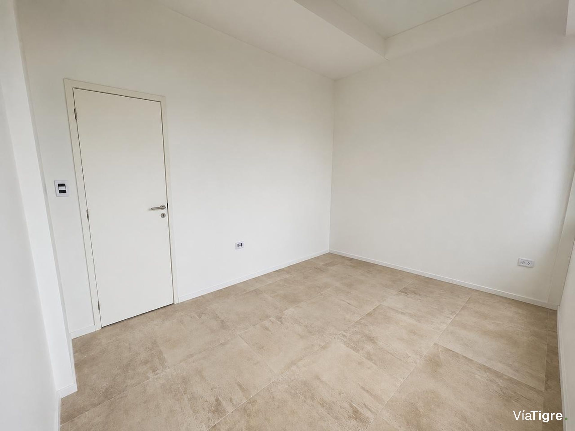 Venta Exclusivo Depto 3 Amb. Acepta Permuta