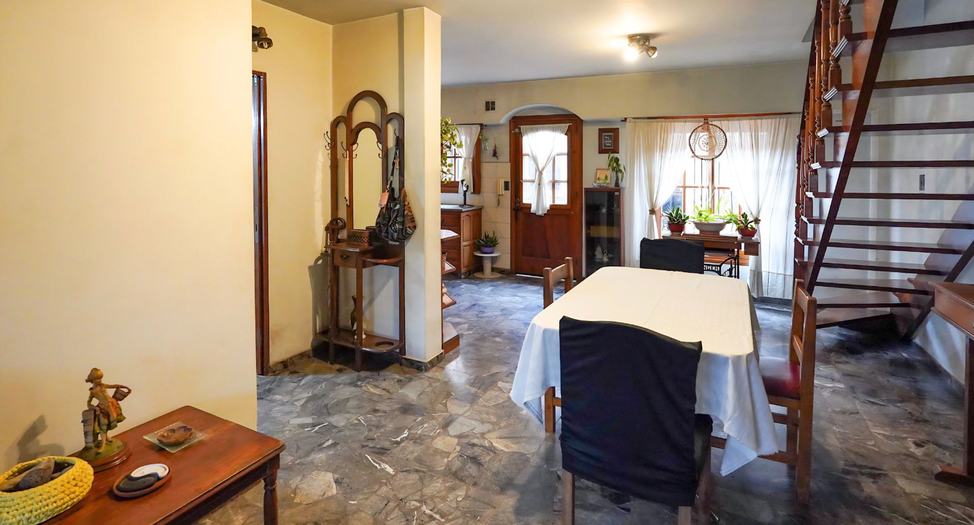 Casa 6 Amb Villa Adelina, San Isidro Apta Credito