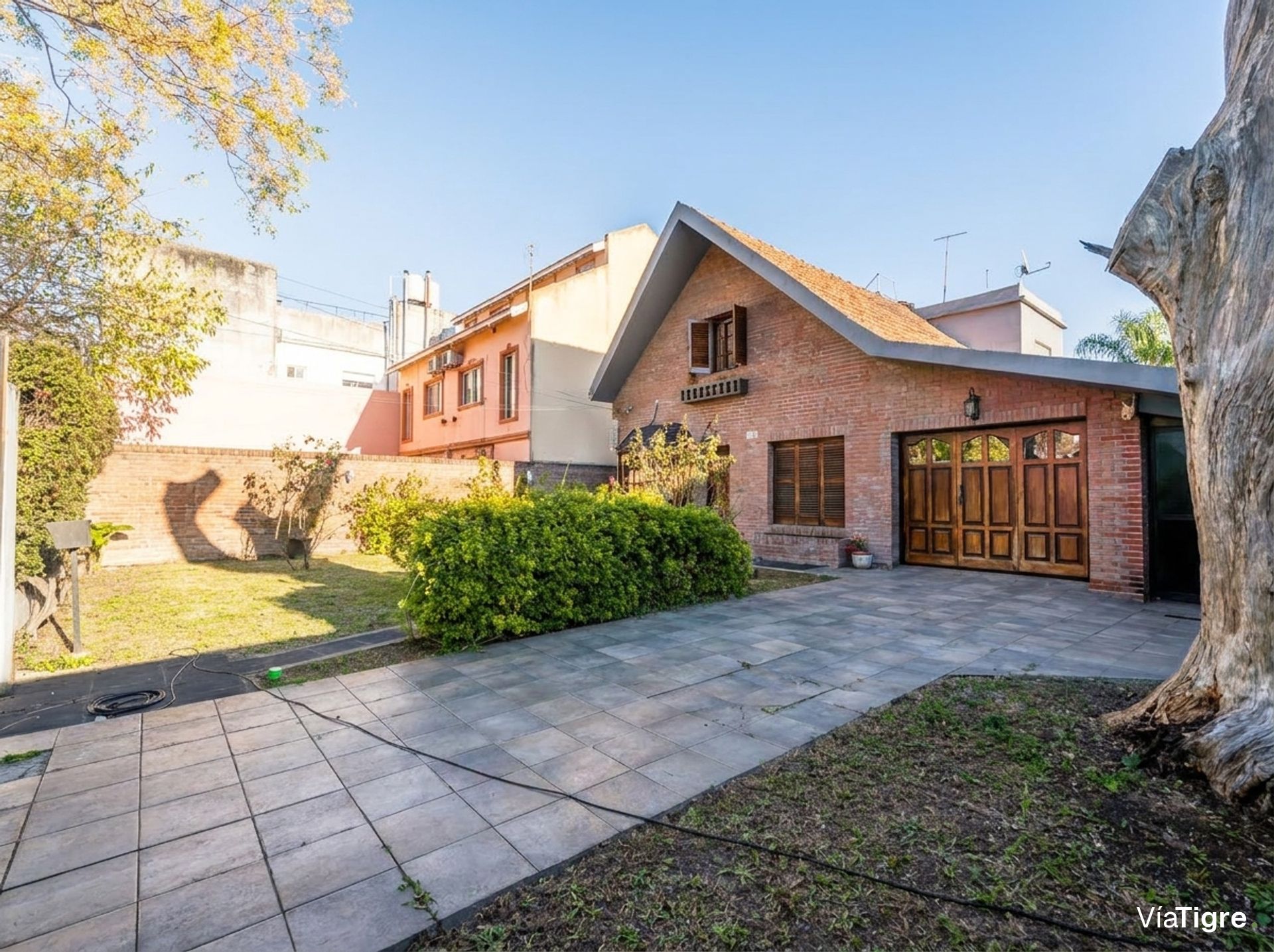 Casa en venta en Boulogne. Jardin, pileta parrilla