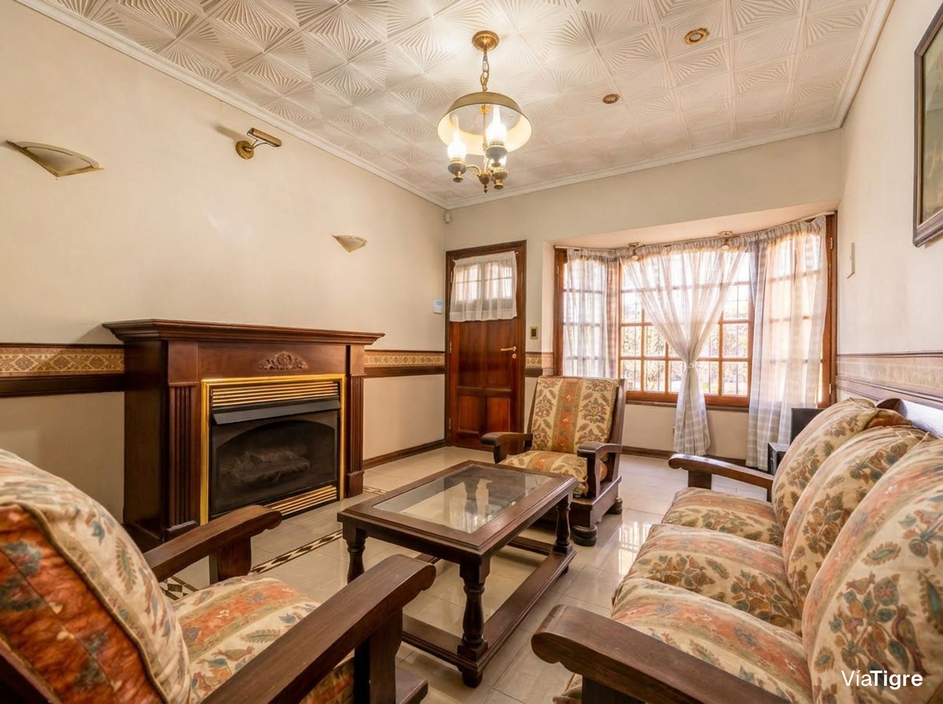 Casa en venta en Boulogne. Jardin, pileta parrilla