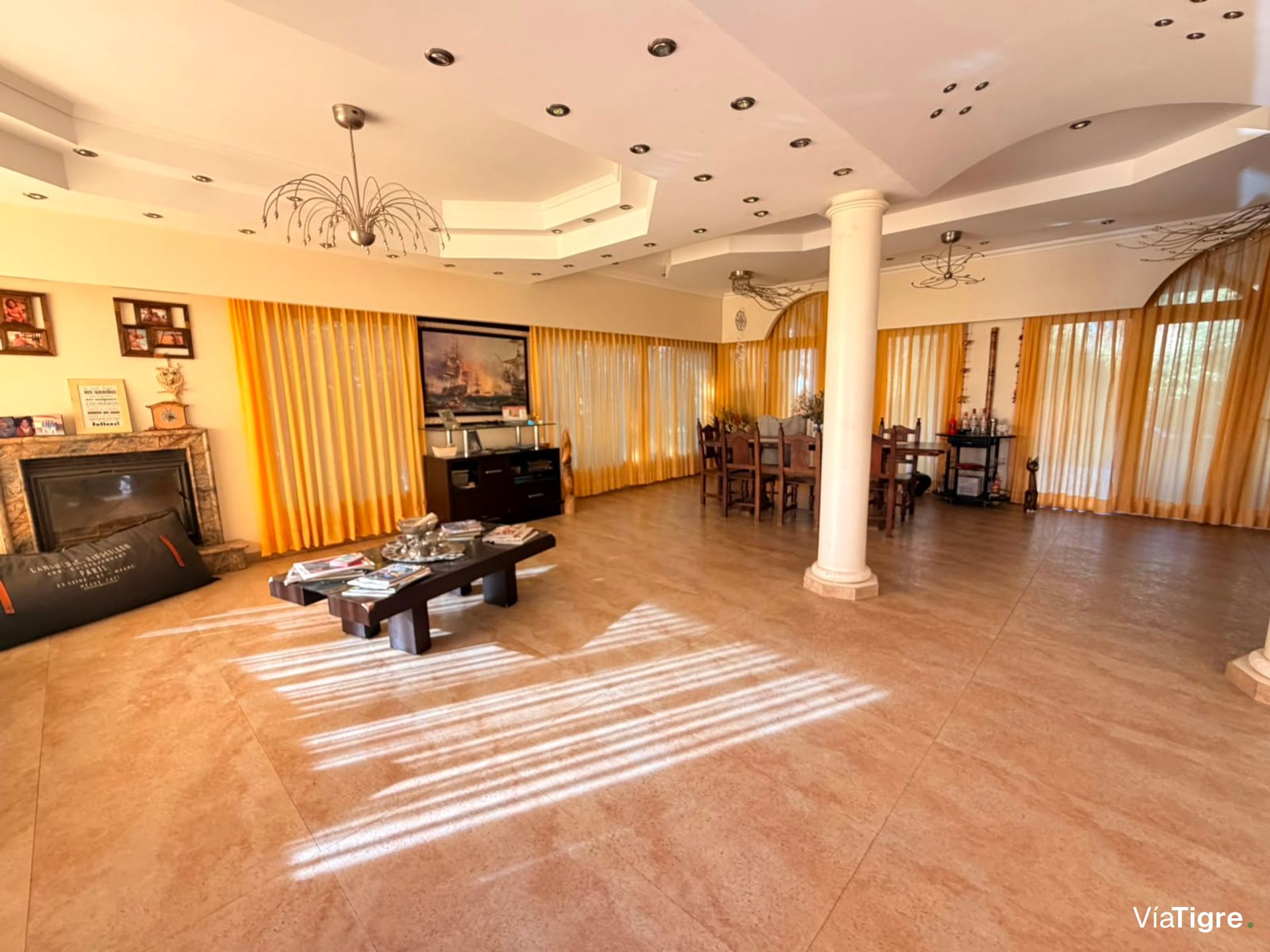 VENTA casa de 6 ambientes c/ escritorio BOATCENTER