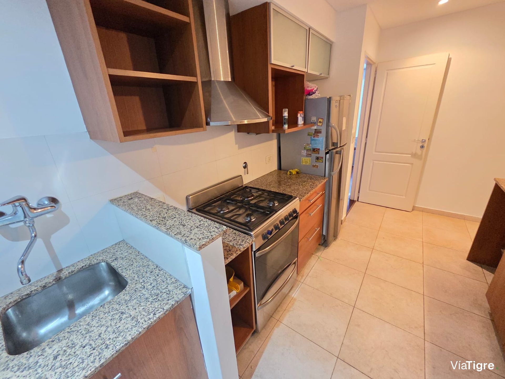 Venta 3 ambientes con cochera balcón Olivos