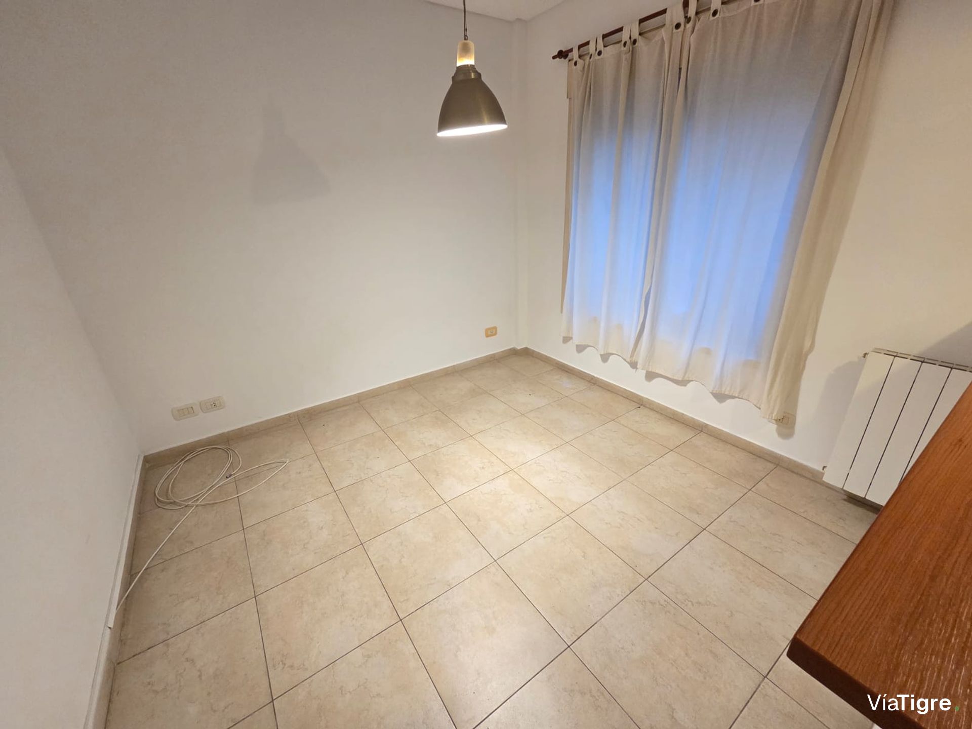 Venta 3 ambientes con cochera balcón Olivos