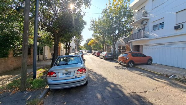 Venta Dos Ambientes Cochera Luminosos Olivos