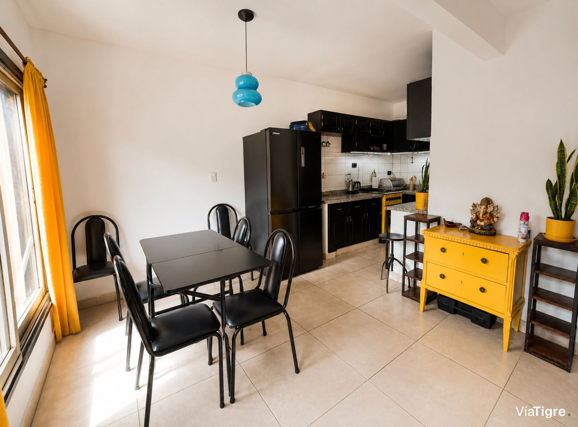 Venta Casa 5 Amb C/Cochera-V. Adelina Uso Prof.