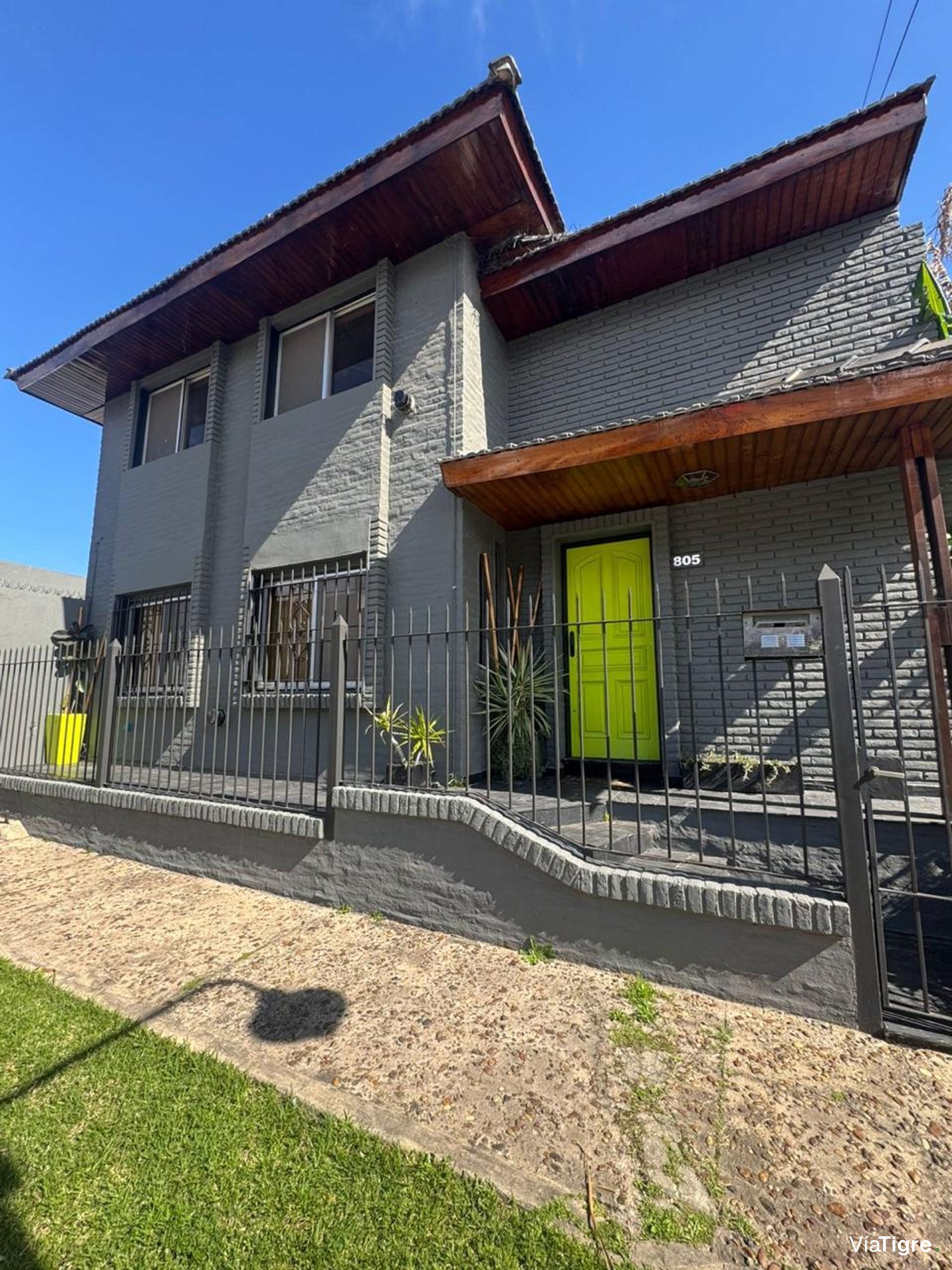 Venta Casa 5 Amb C/Cochera-V. Adelina Uso Prof.