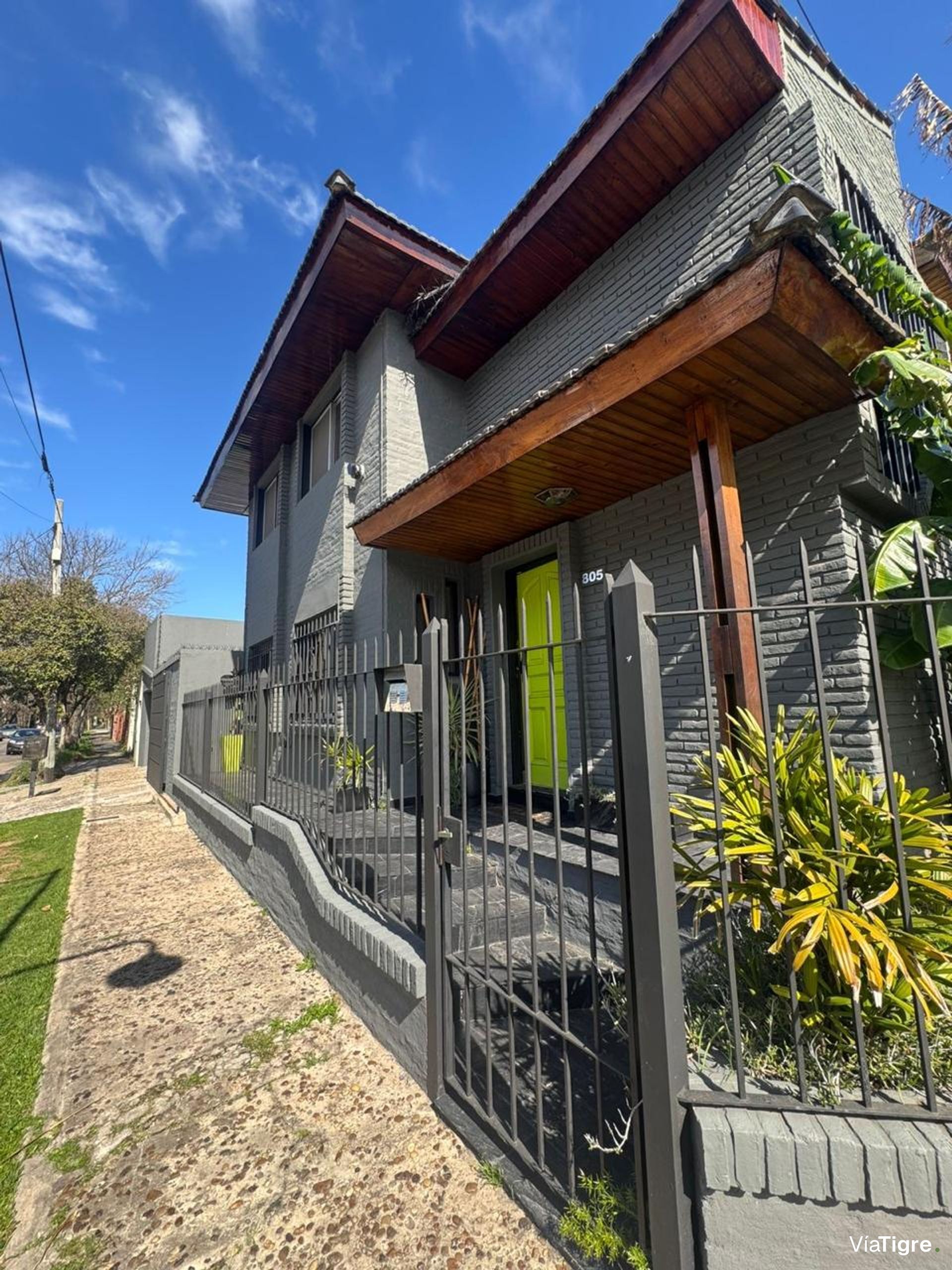 Venta Casa 5 Amb C/Cochera-V. Adelina Uso Prof.
