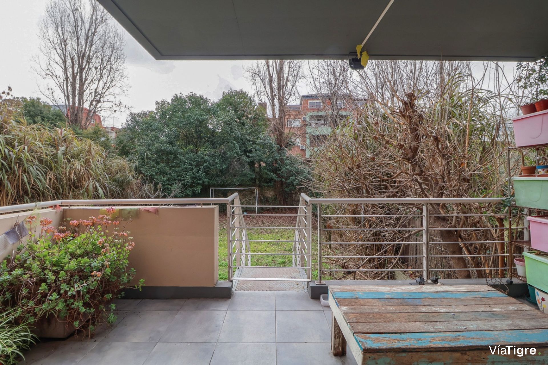Venta 5 Ambientes, San Isidro Centro Con Jardin