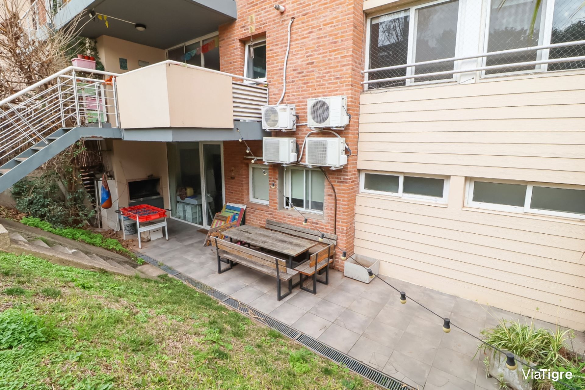 Venta 5 Ambientes, San Isidro Centro Con Jardin
