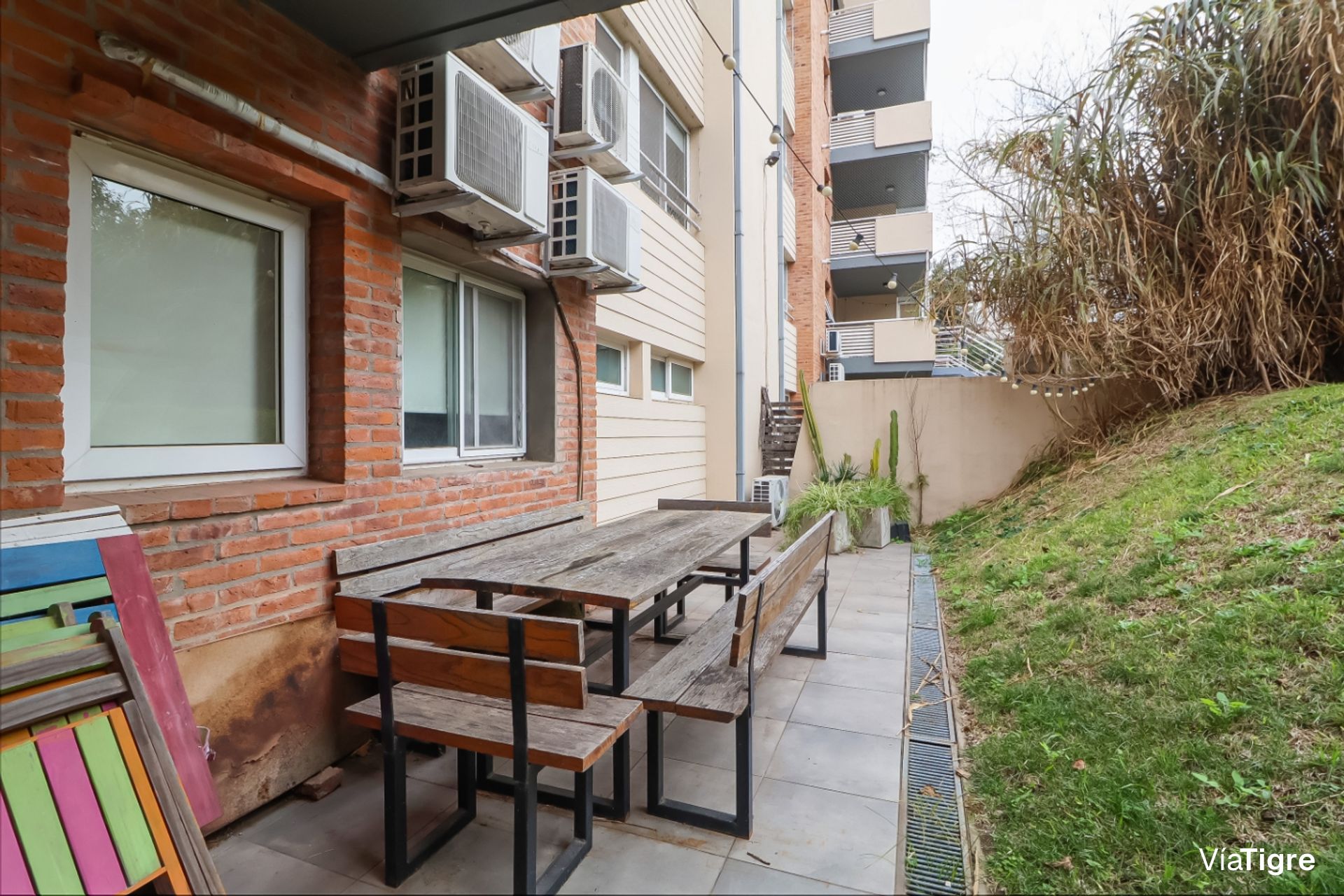 Venta 5 Ambientes, San Isidro Centro Con Jardin