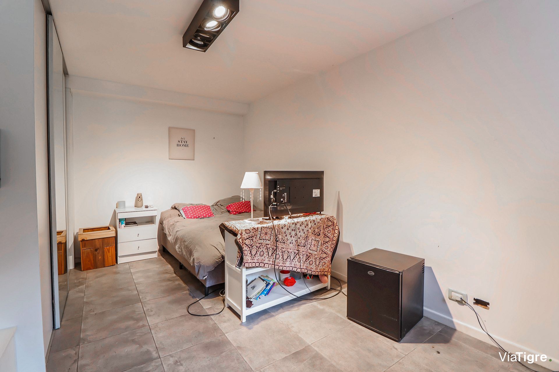 Venta 5 Ambientes, San Isidro Centro Con Jardin