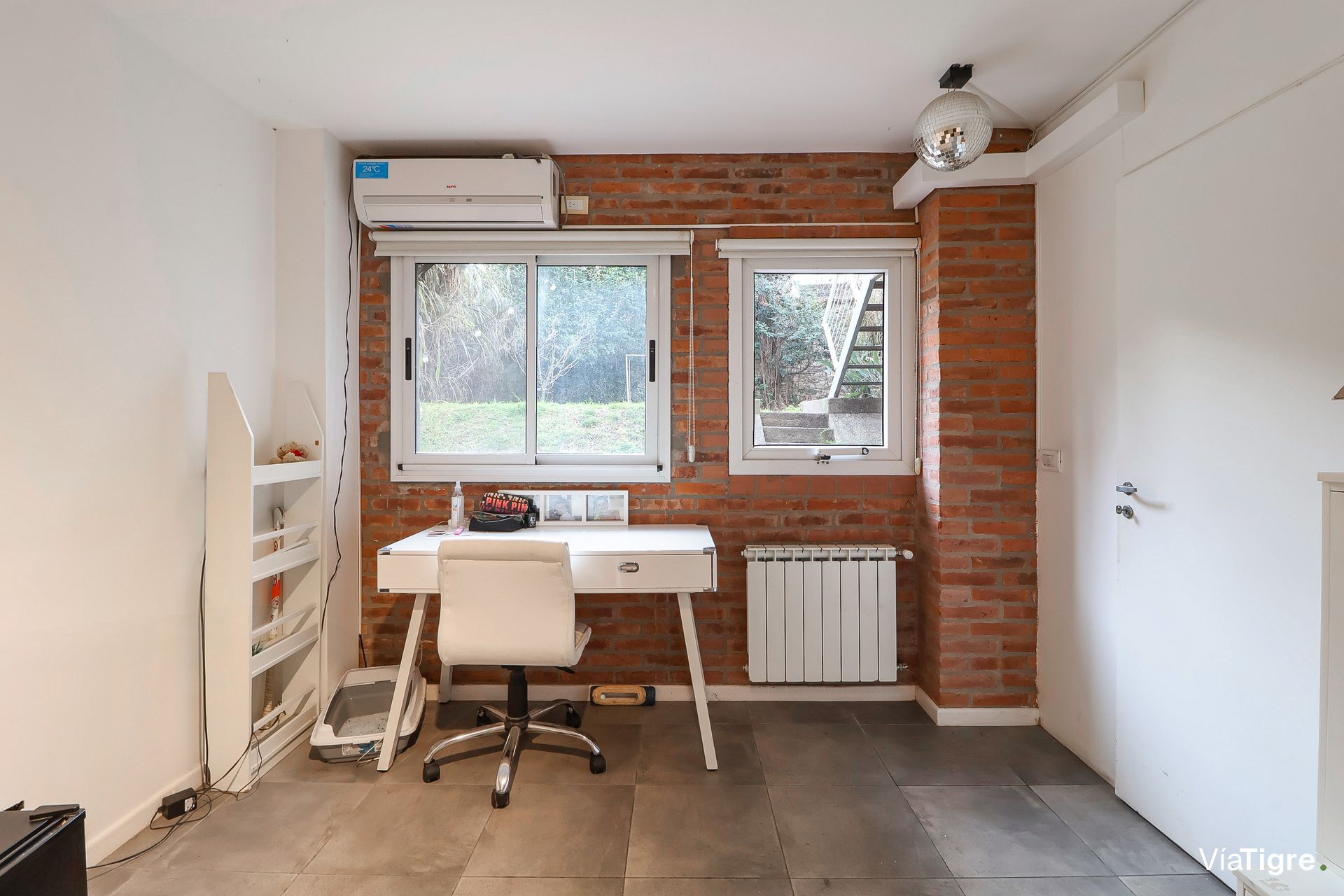 Venta 5 Ambientes, San Isidro Centro Con Jardin