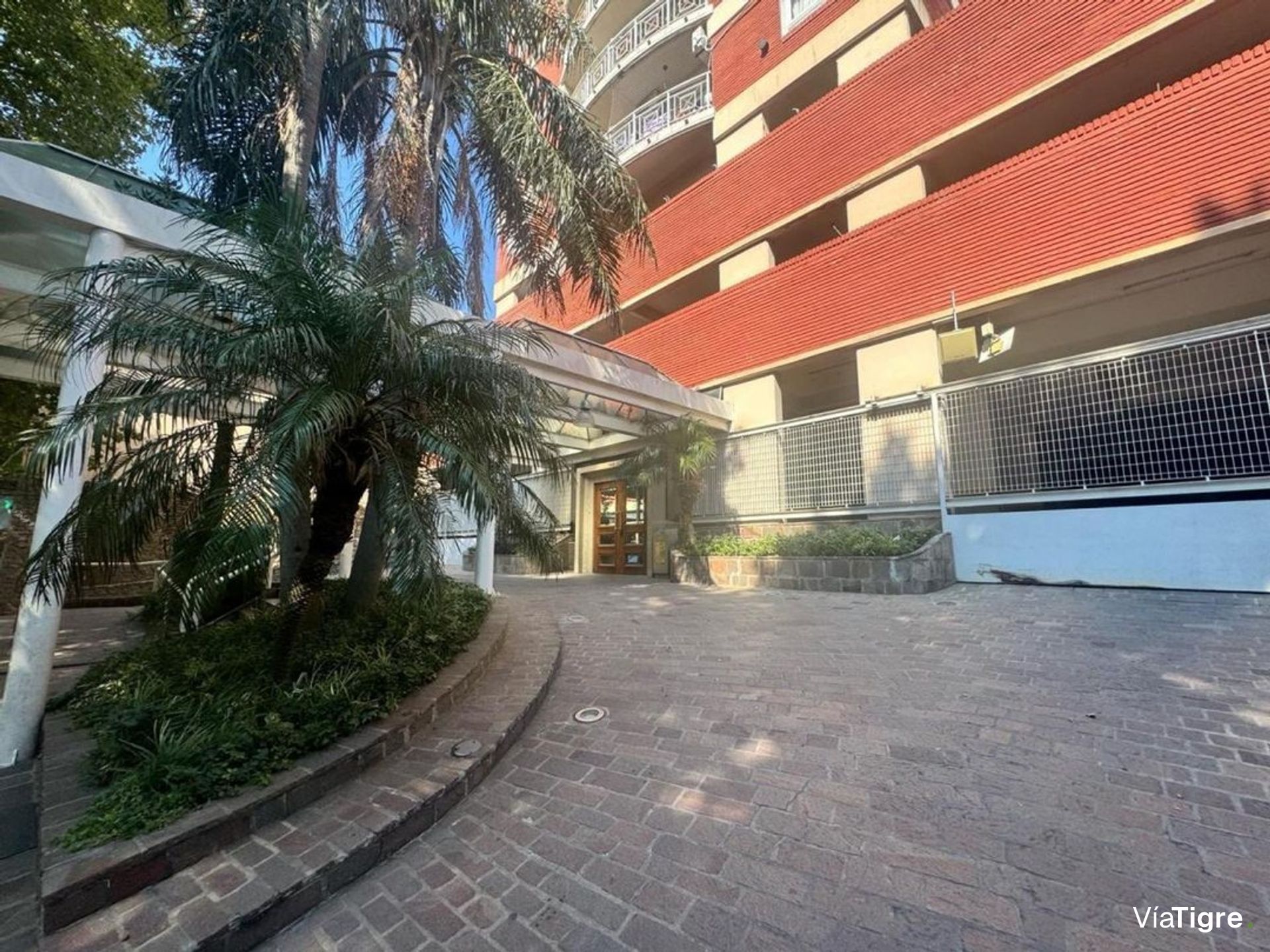 Venta Departamento 2 Ambientes Balcon Tigre Centro
