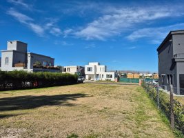 Land for Sale in Santa Ana Villanueva Neighborhood