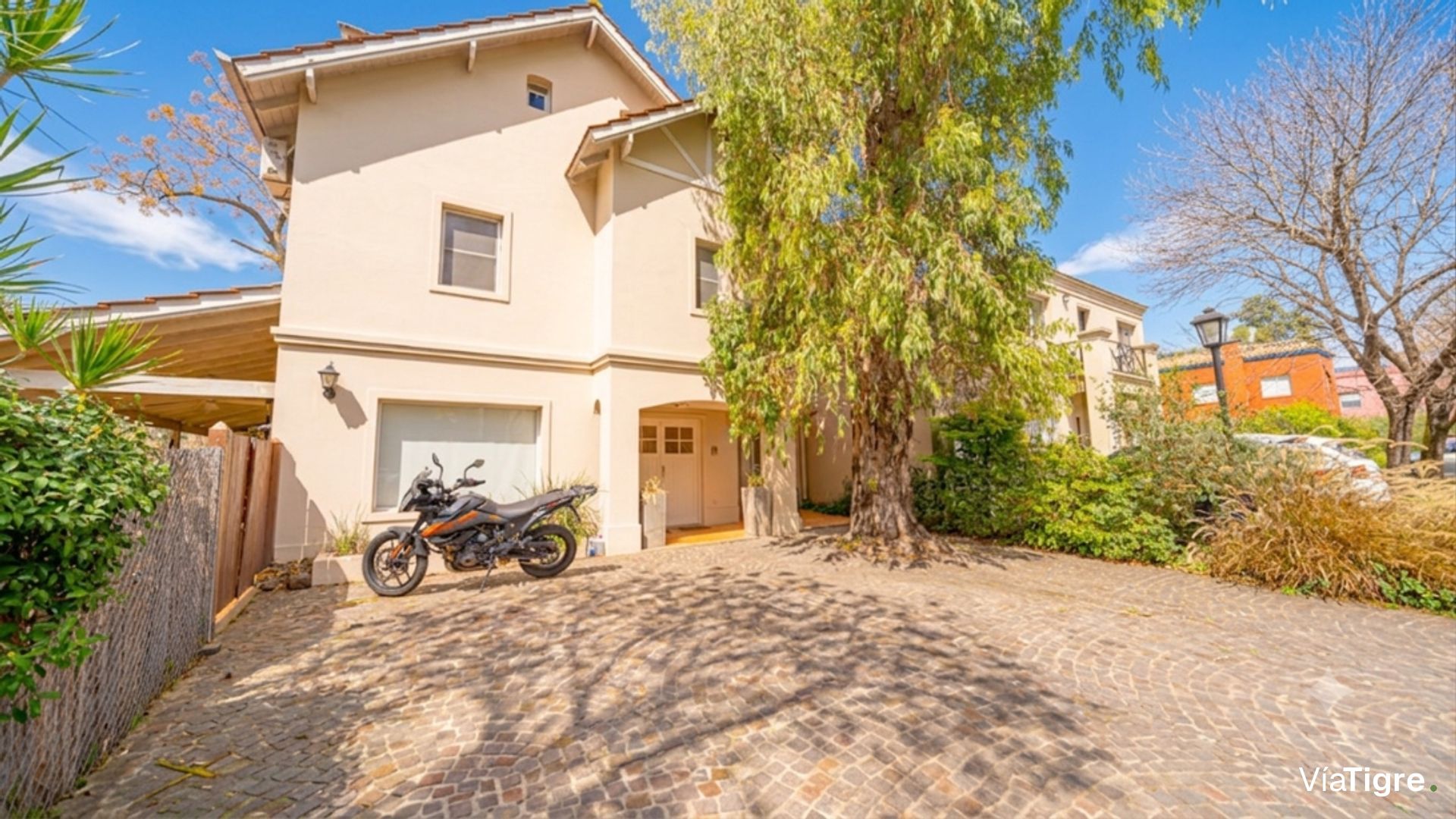 Venta Casa En Barrio La Chacra