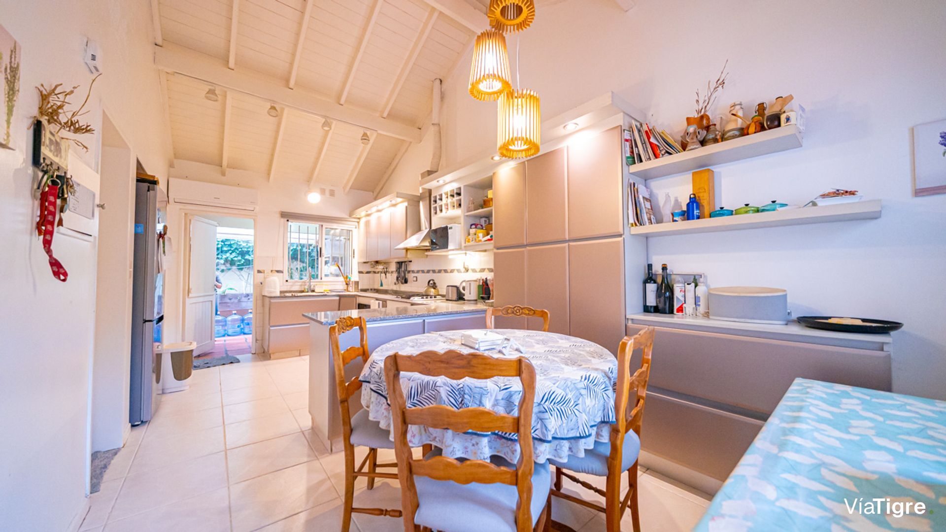 Venta Casa En Barrio La Chacra