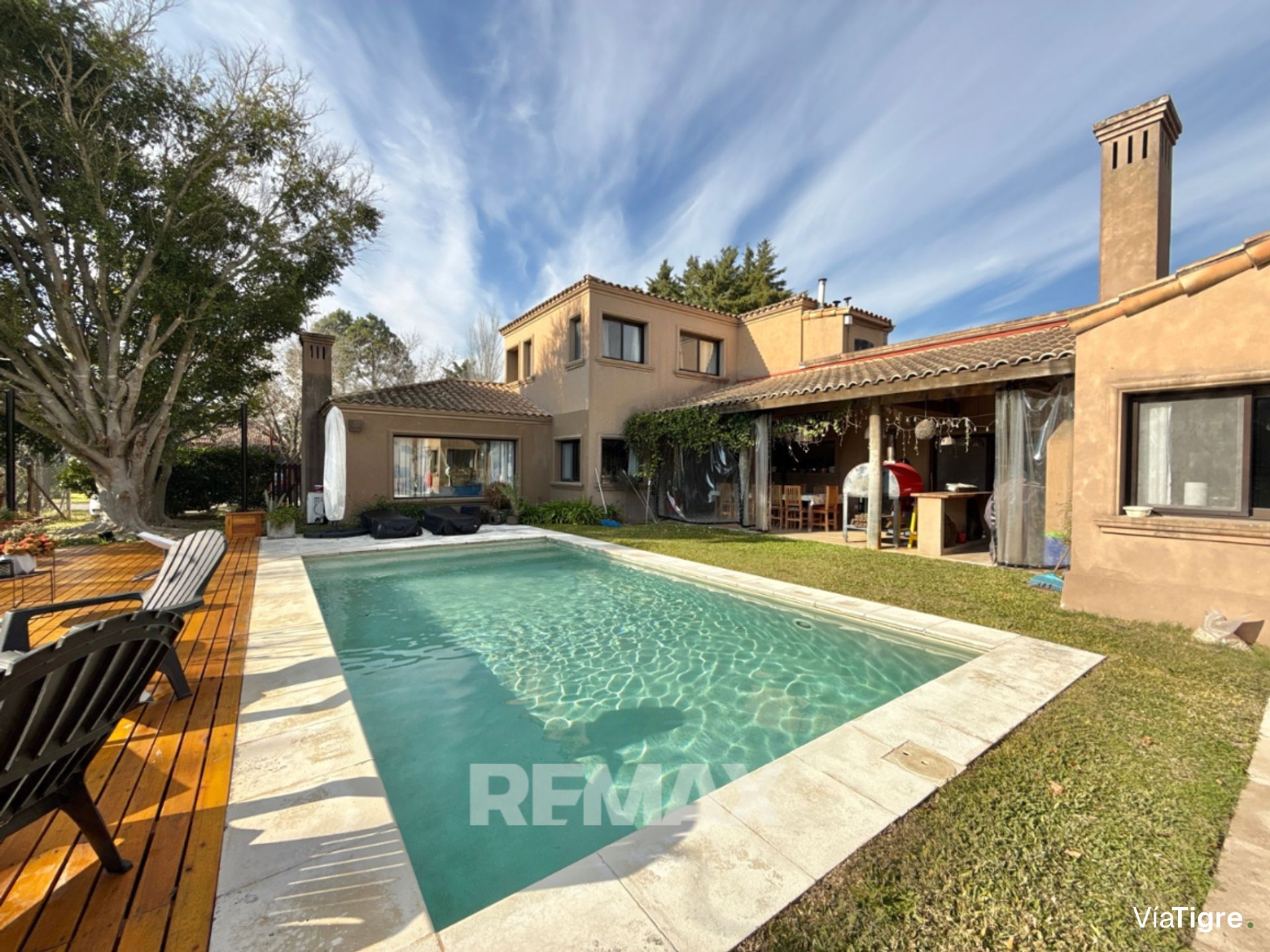 Venta Casa 5 Amb Pileta Santa Catalina Villanueva