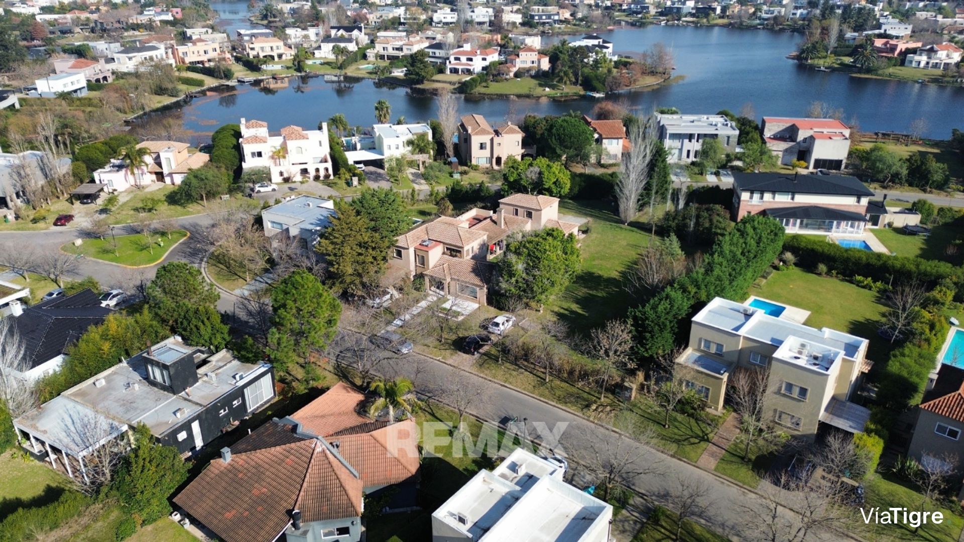 Venta Casa 5 Amb Pileta Santa Catalina Villanueva