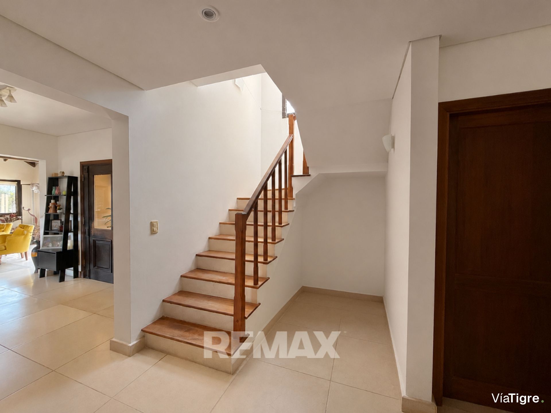 Venta Casa 5 Amb Pileta Santa Catalina Villanueva