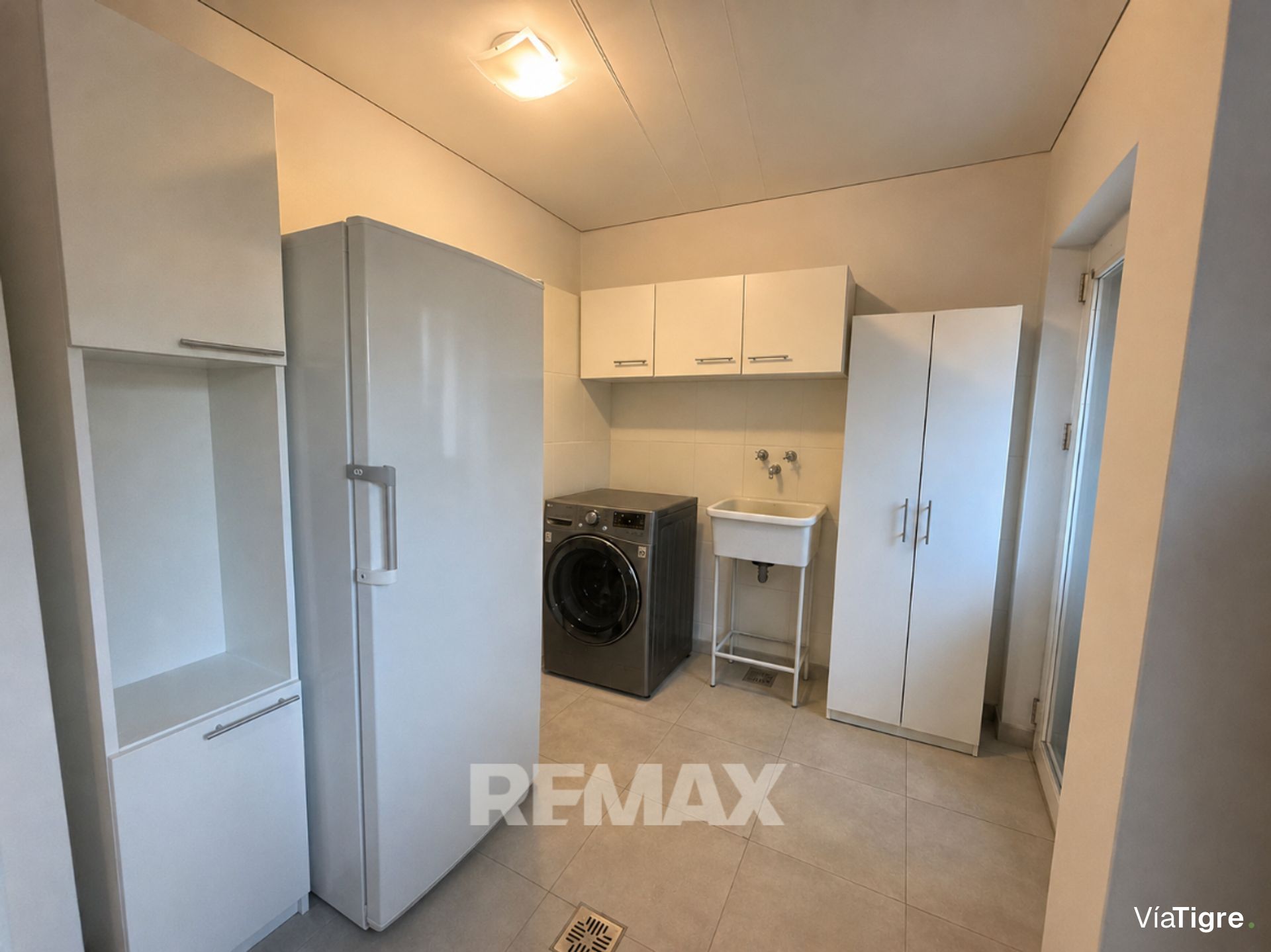 Venta Casa 5 Amb Pileta Santa Catalina Villanueva