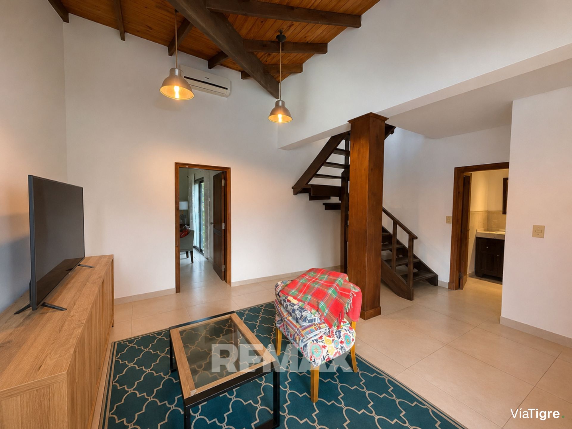 Venta Casa 5 Amb Pileta Santa Catalina Villanueva