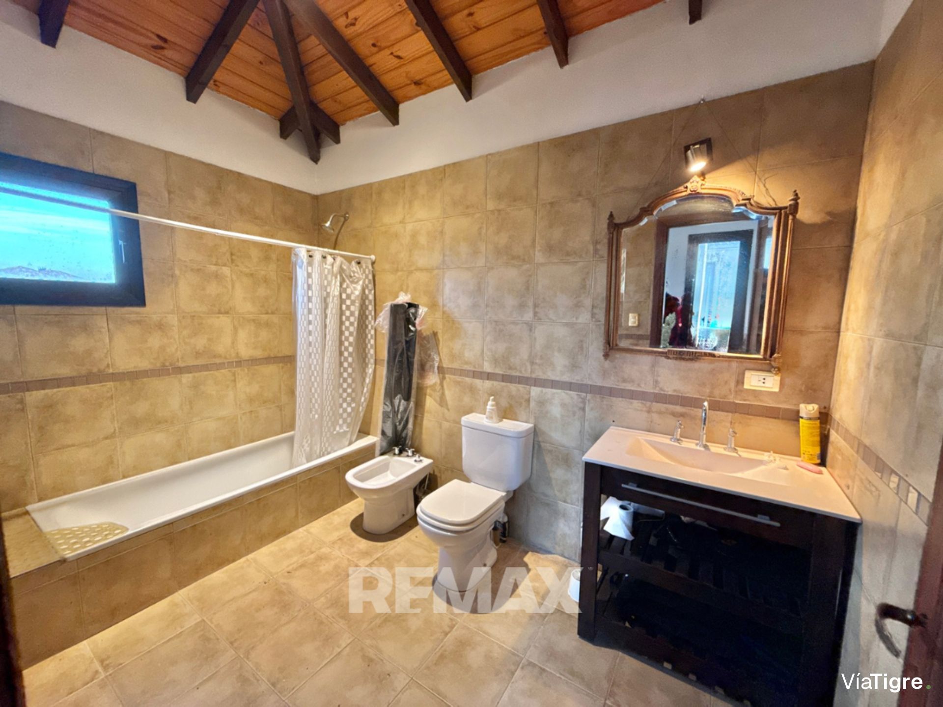 Venta Casa 5 Amb Pileta Santa Catalina Villanueva