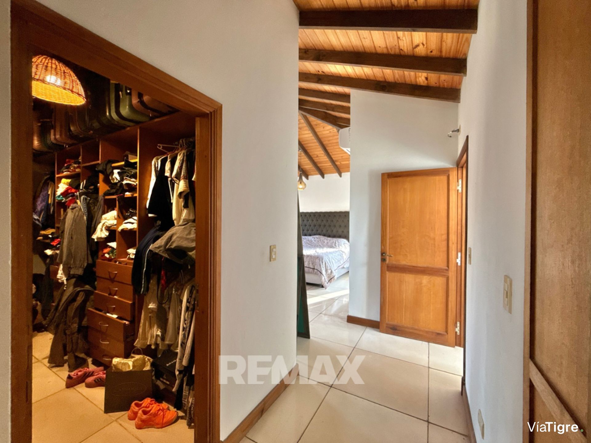 Venta Casa 5 Amb Pileta Santa Catalina Villanueva