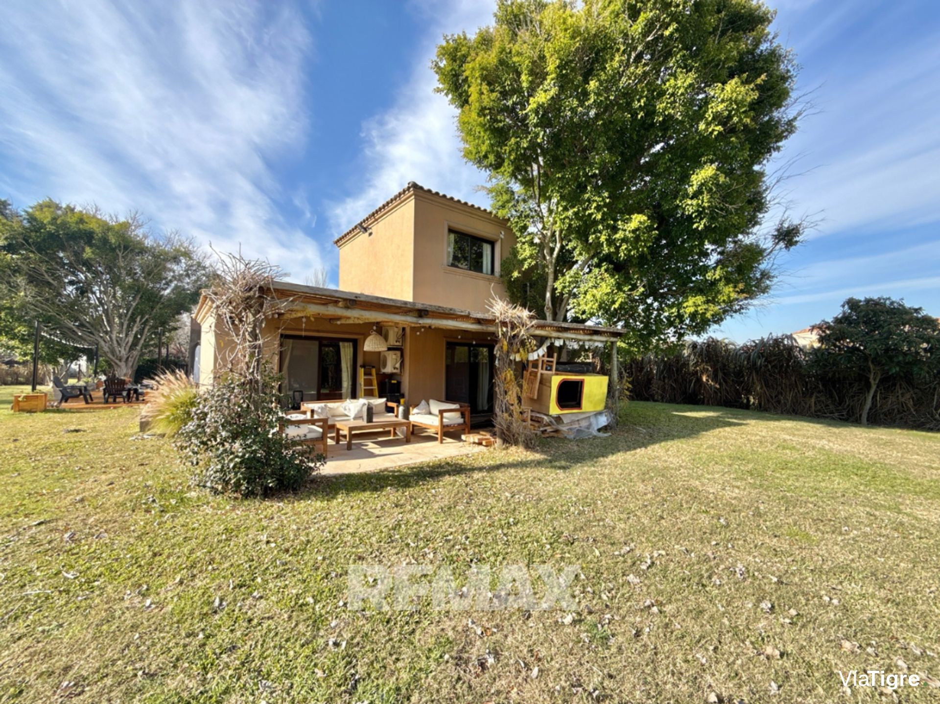 Venta Casa 5 Amb Pileta Santa Catalina Villanueva