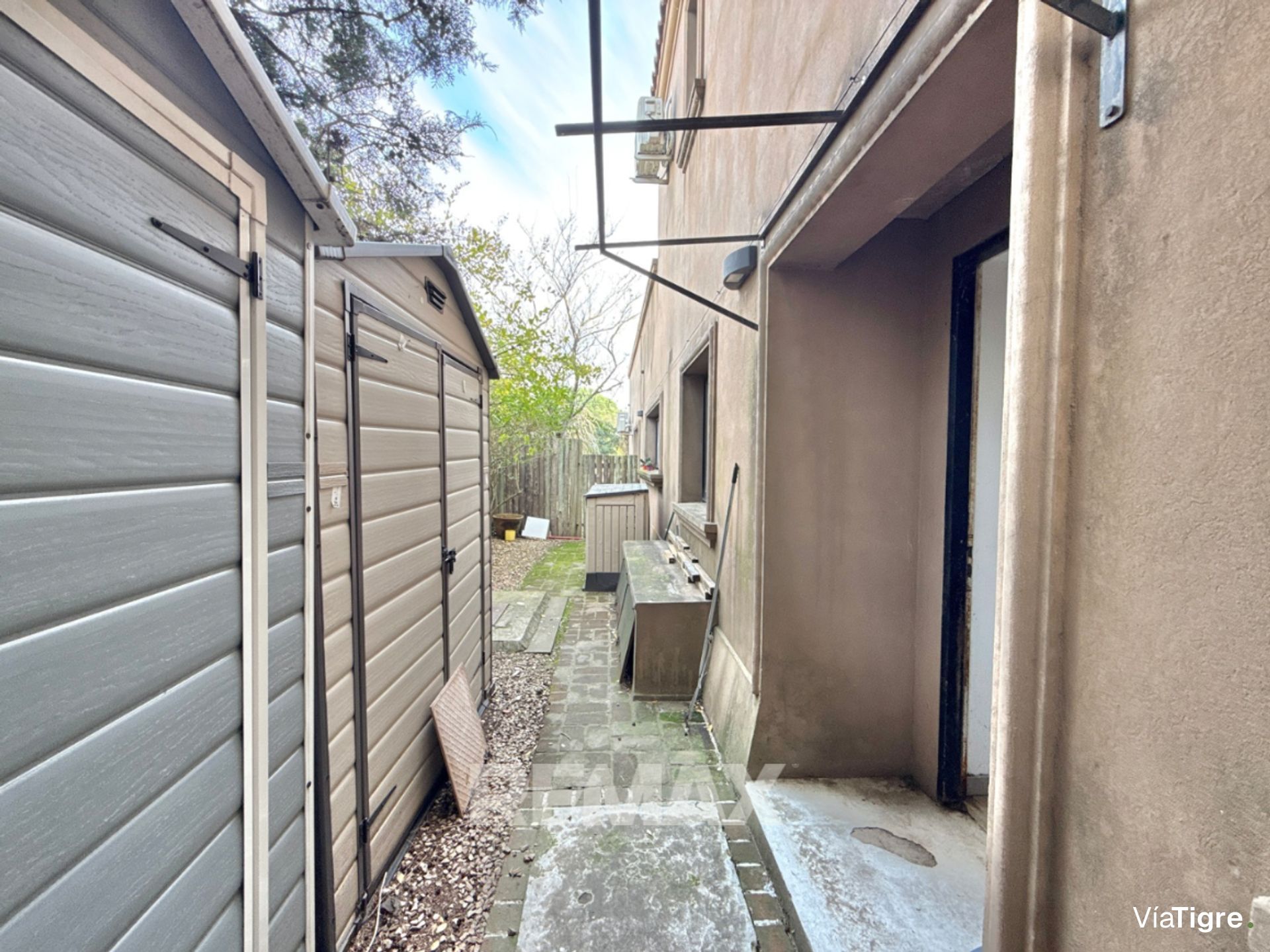 Venta Casa 5 Amb Pileta Santa Catalina Villanueva