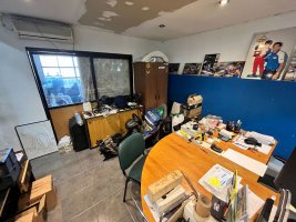 Sale of column‑free warehouse 330 square meters, Florida West