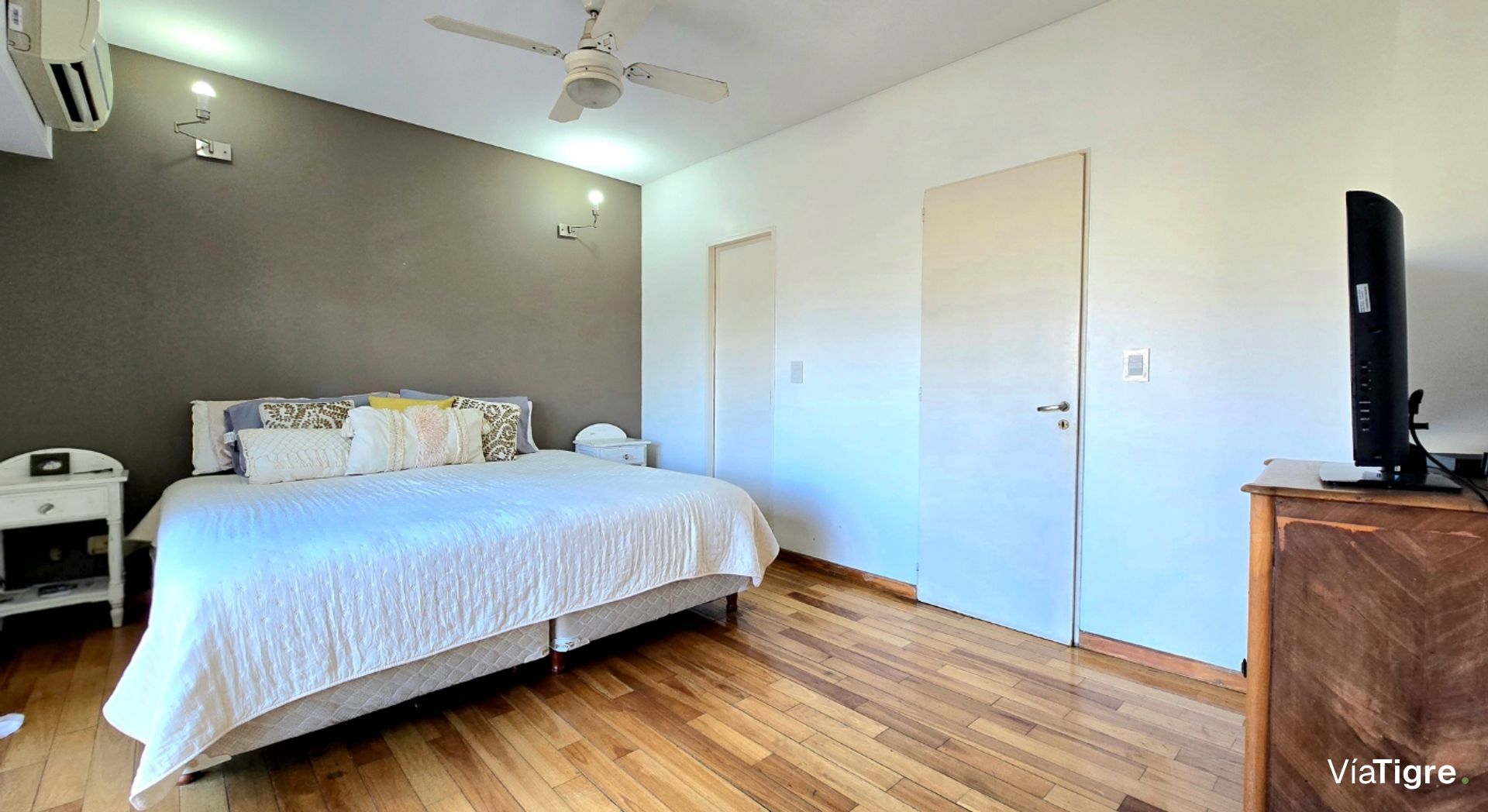 Casa En Venta Victoria 5 Amb Coch Jardín Pile E/Av