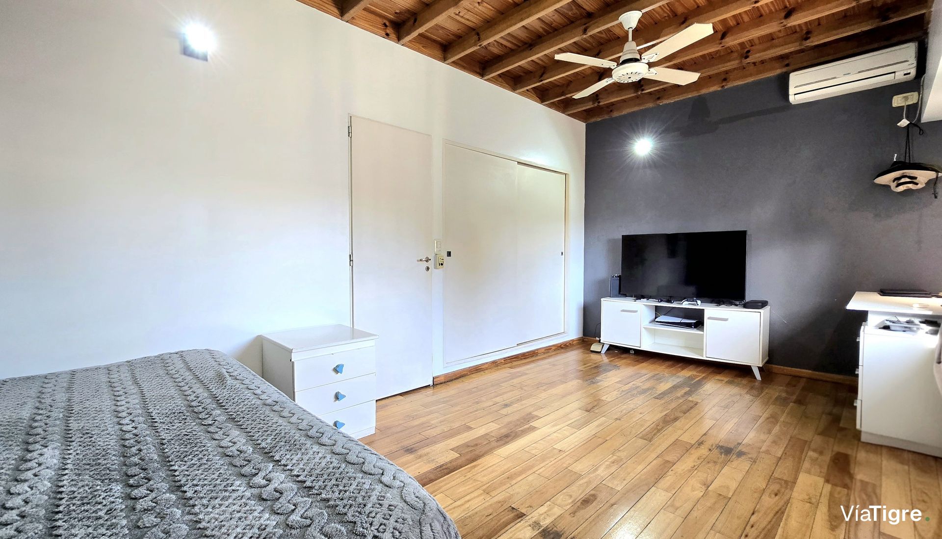 Casa En Venta Victoria 5 Amb Coch Jardín Pile E/Av
