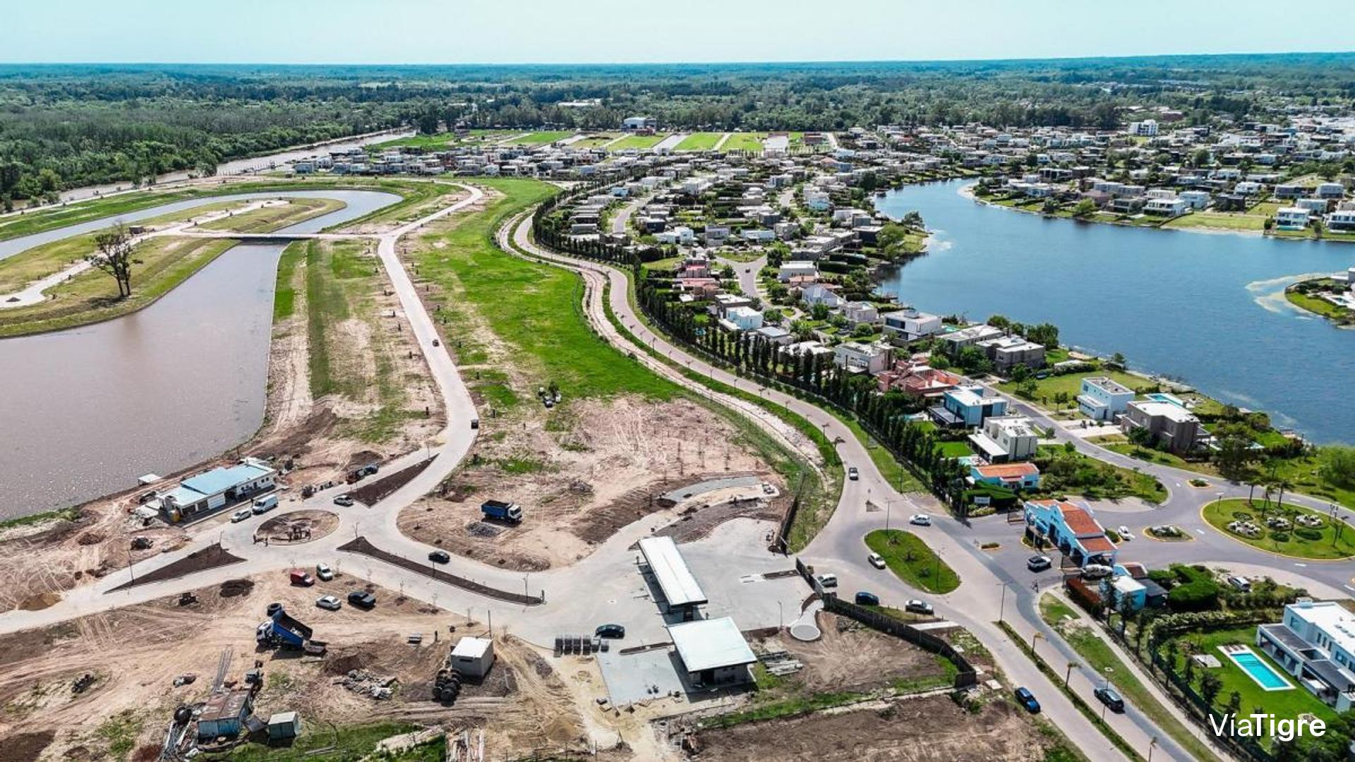 VENTA LOTE con amarra en barrio Bahia Villanueva