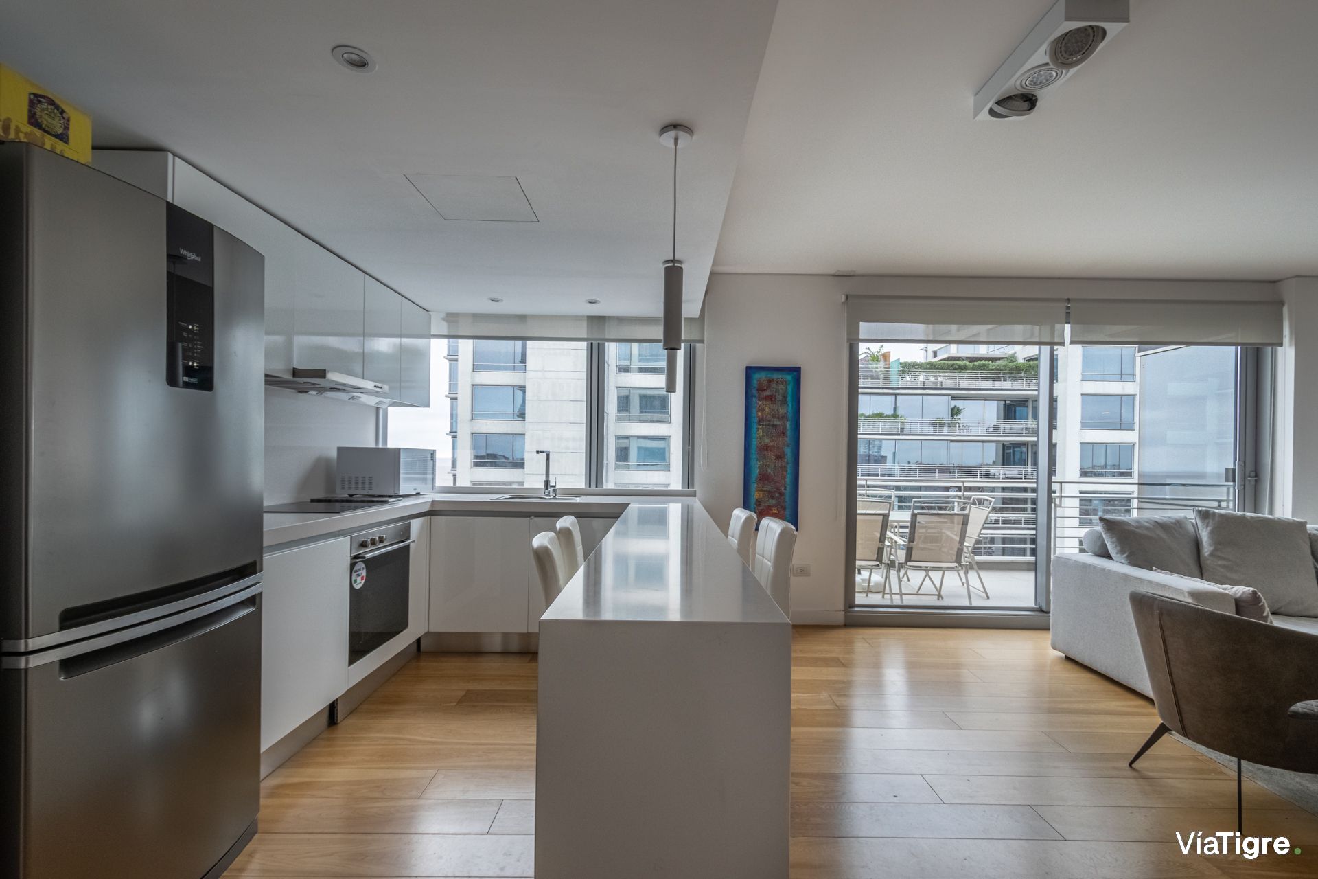 Venta 3 Ambientes Cochera Complejo Al Rio
