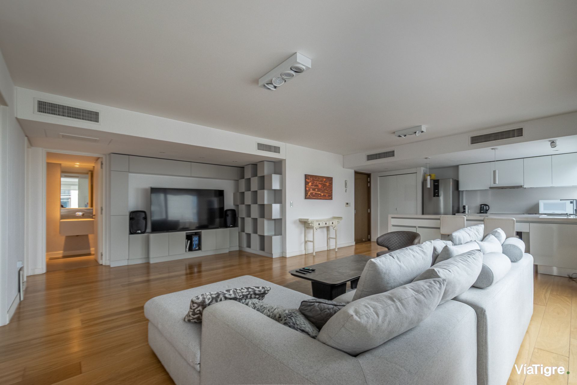 Venta 3 Ambientes Cochera Complejo Al Rio
