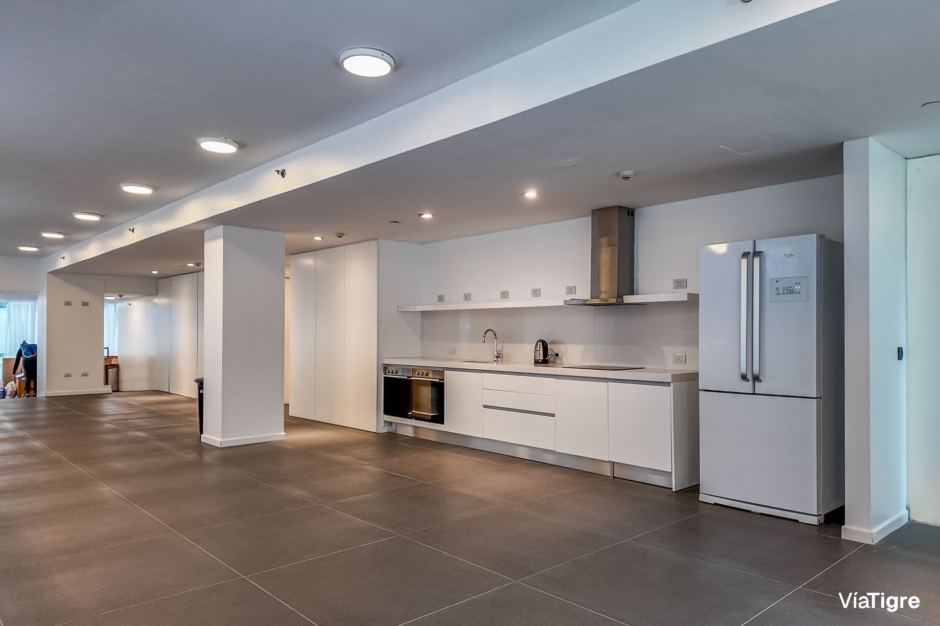 Venta 3 Ambientes Cochera Complejo Al Rio