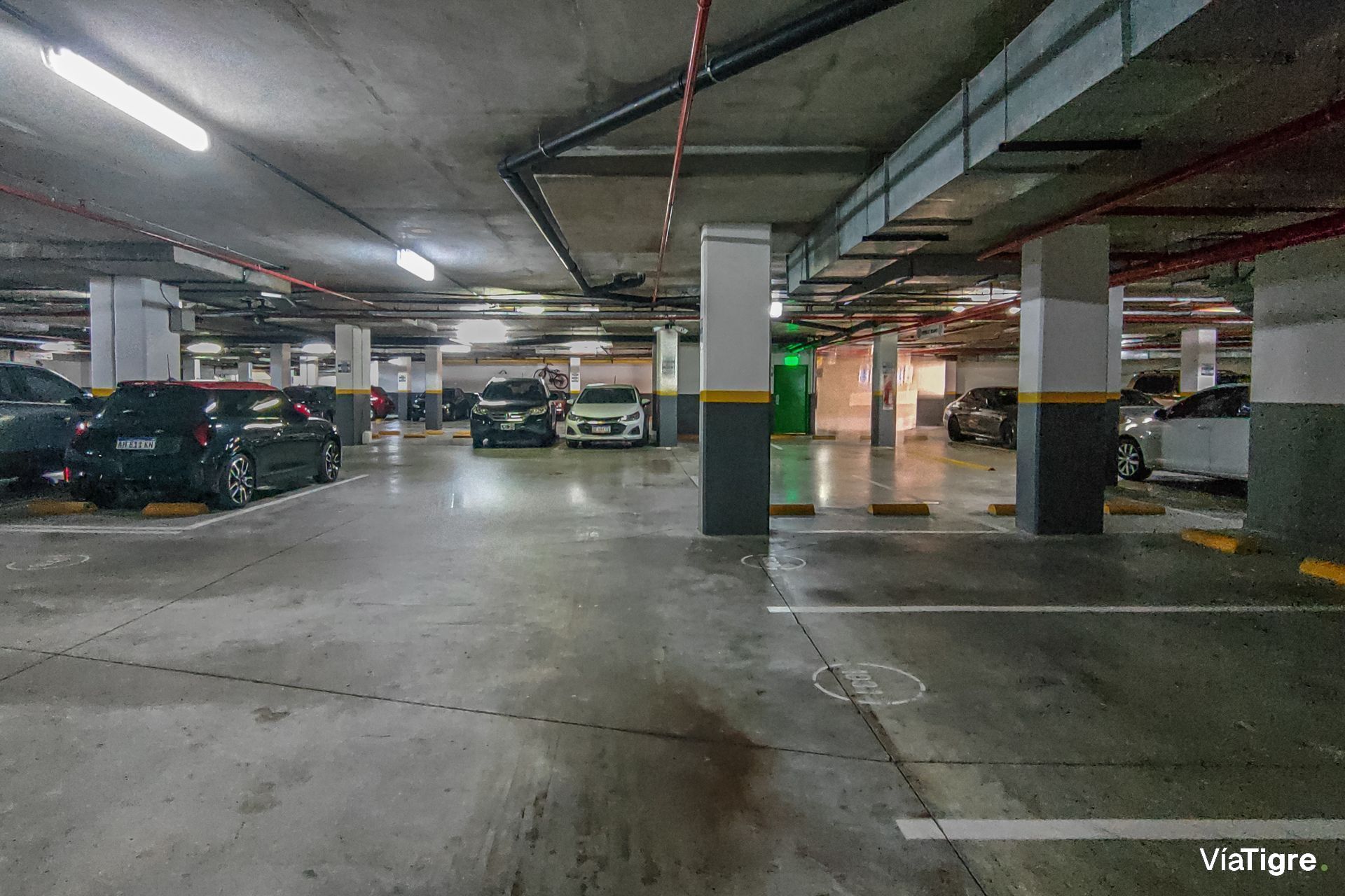 Venta 3 Ambientes Cochera Complejo Al Rio