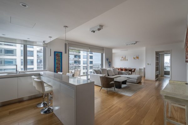 Venta 3 Ambientes Cochera Complejo Al Rio