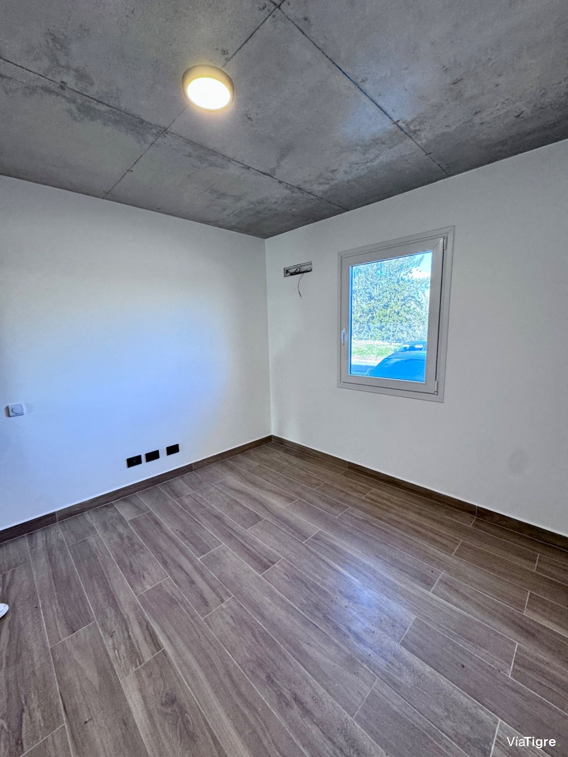 Venta departm 2 ambientes Milenia Nordelta cochera