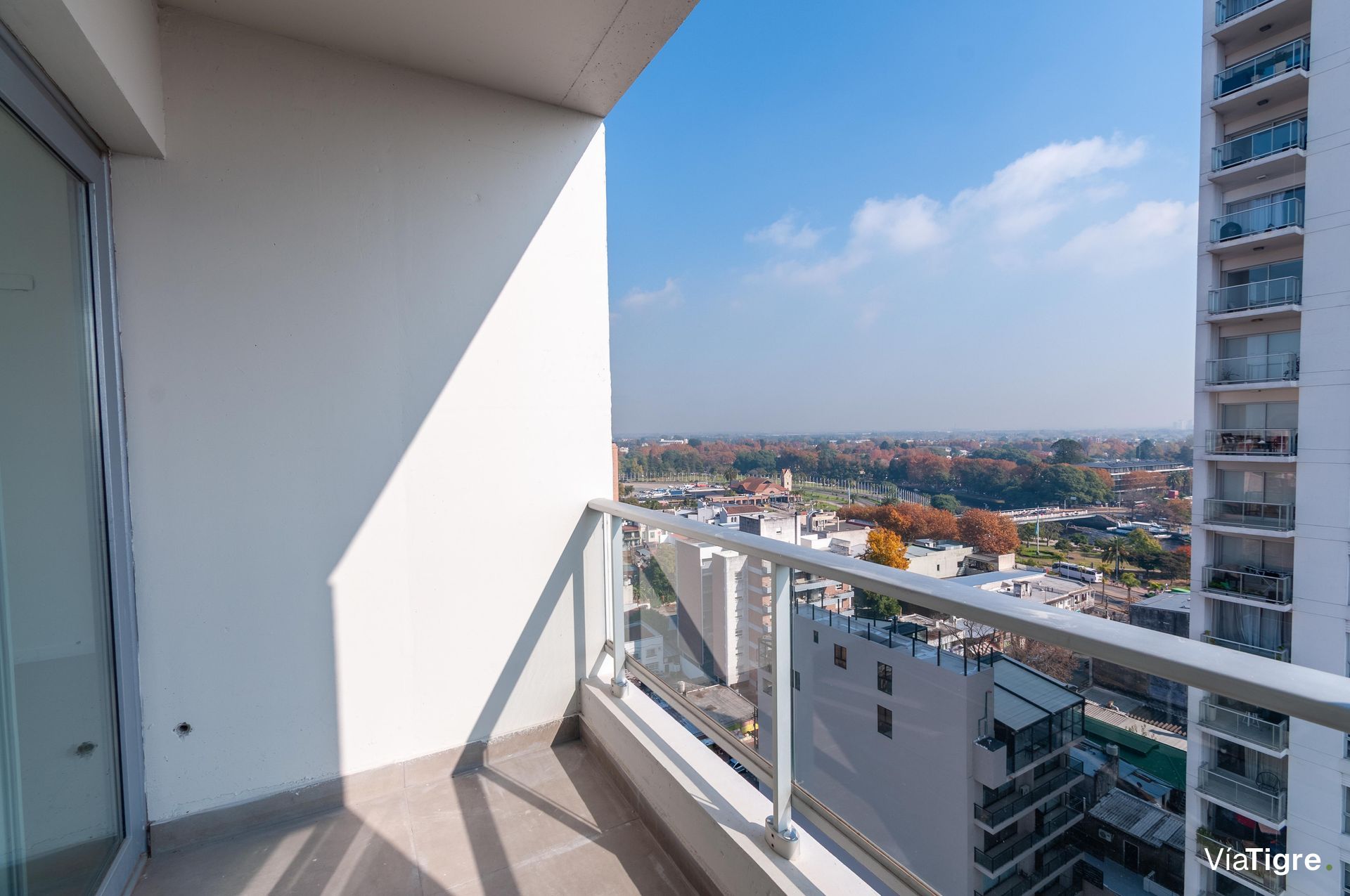 Venta 2 ambientes en Tigre Torres cardon II