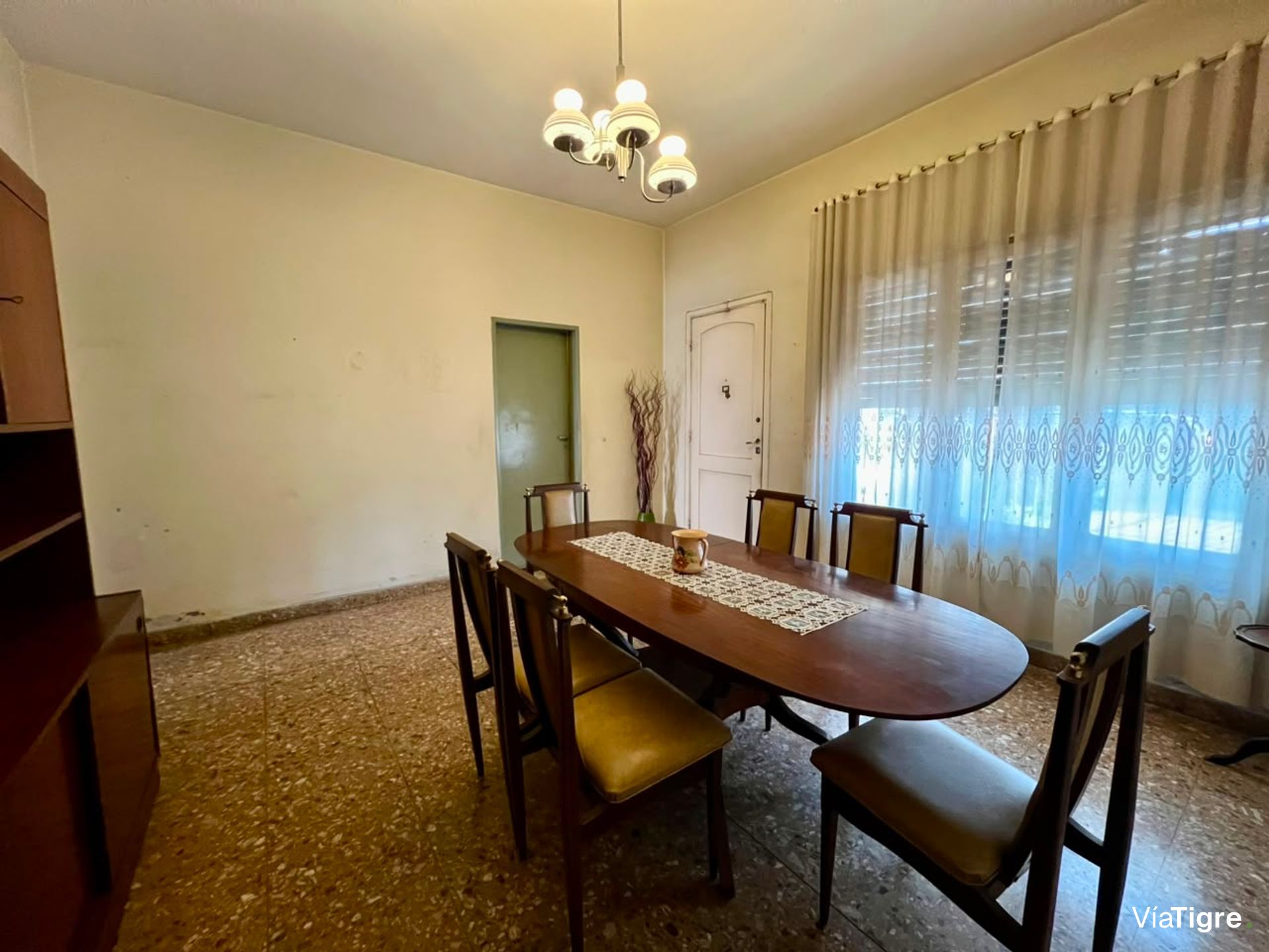 Venta Casa 4 Ambientes En Villa Adelina Con Jardin