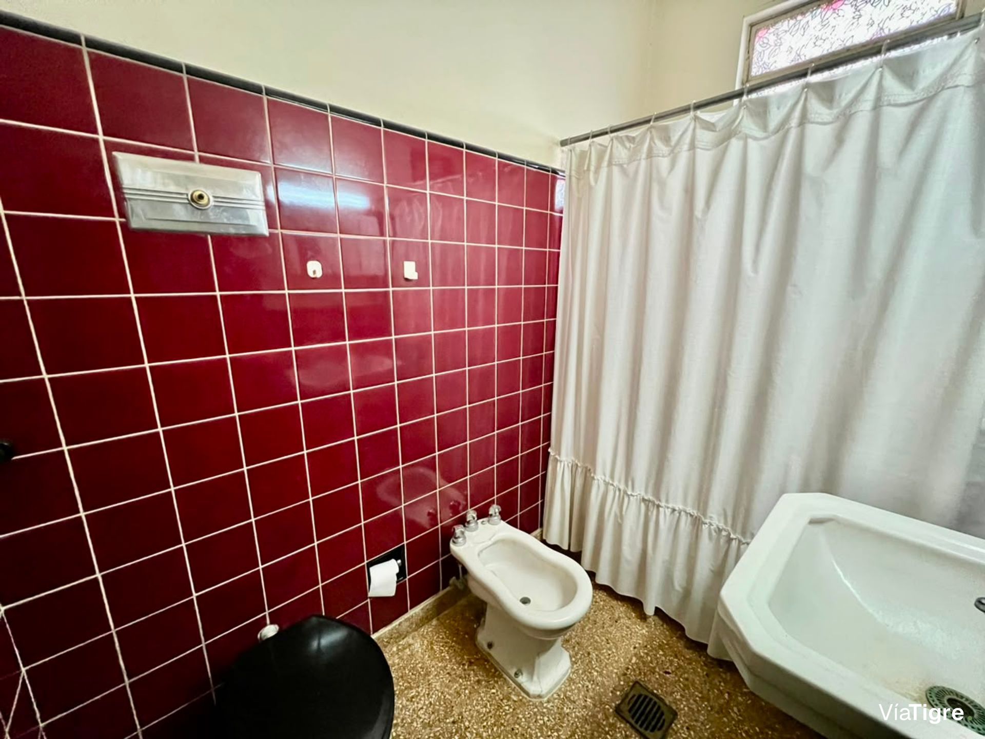 Venta Casa 4 Ambientes En Villa Adelina Con Jardin