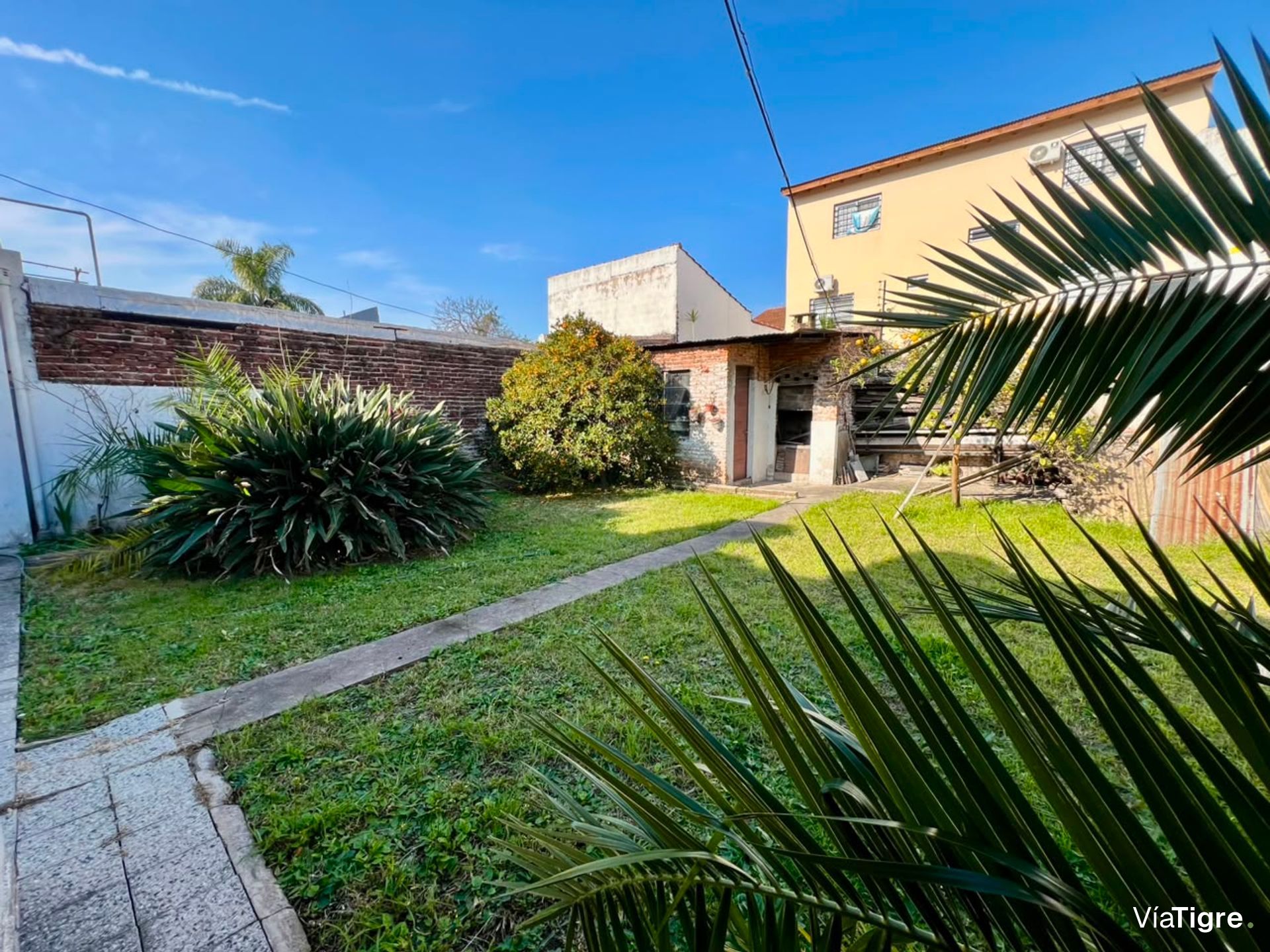 Venta Casa 4 Ambientes En Villa Adelina Con Jardin