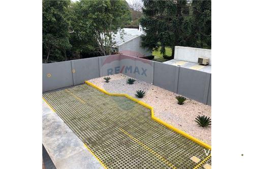 San Isidro,Alquiler,oficinas y cocheras AAA