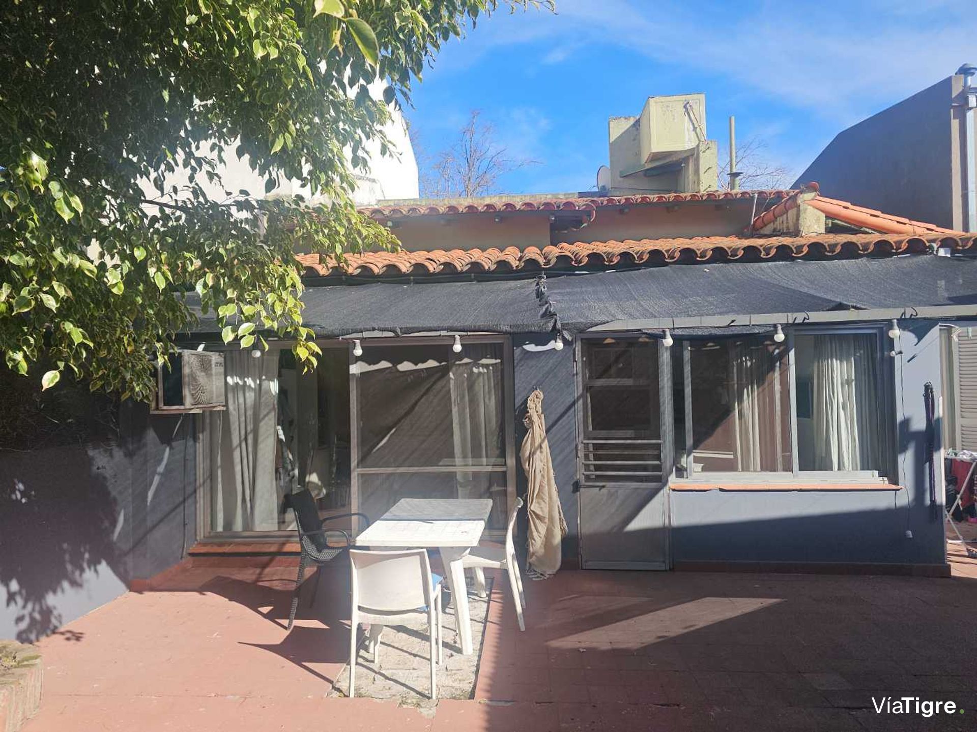 Venta Casa 3 Dormitorios Patio Cochera Luminosa