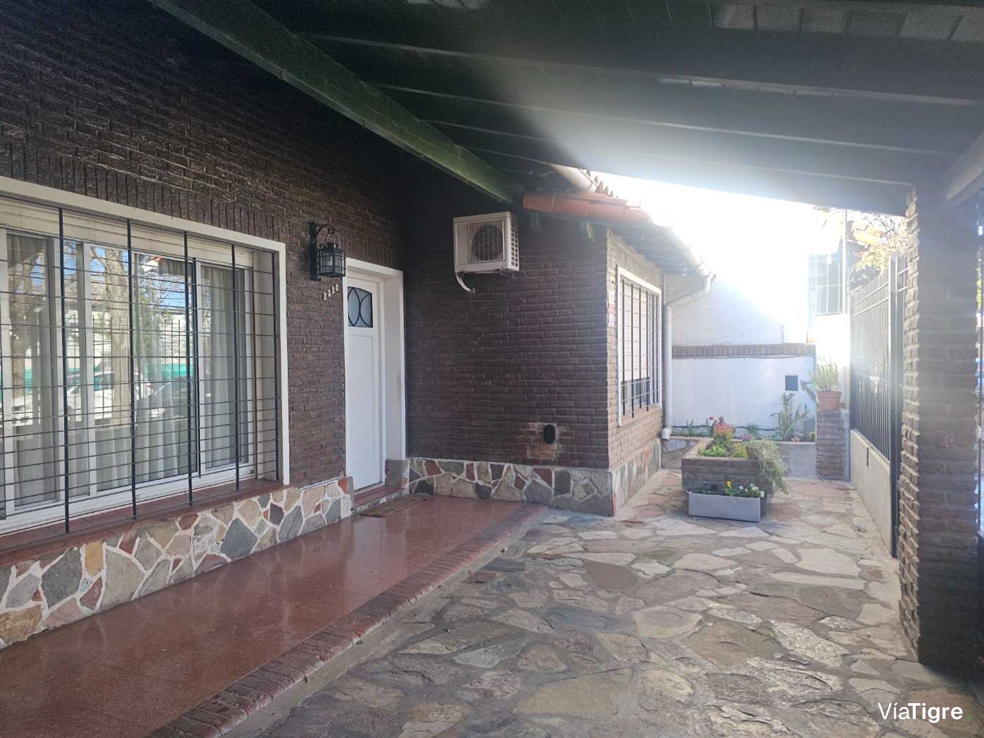 Venta Casa 3 Dormitorios Patio Cochera Luminosa