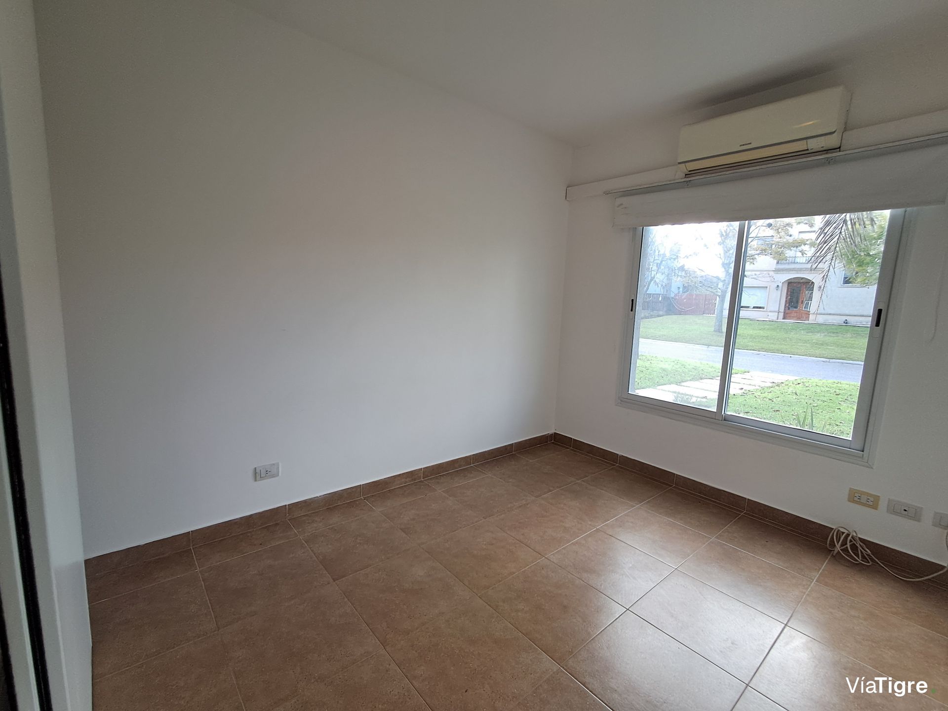 Venta casa en Villanueva Tigre-Lote INTERNO