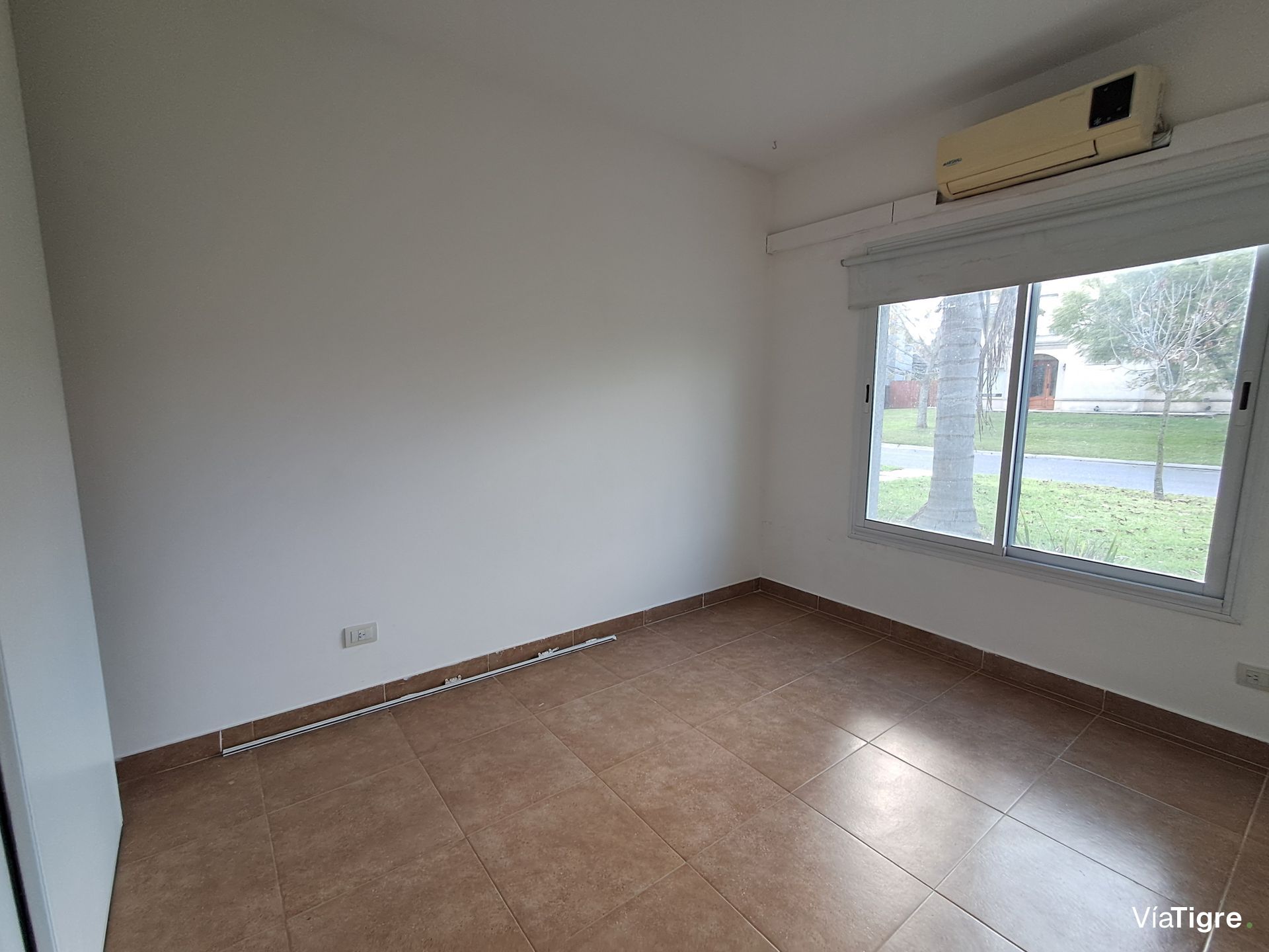 Venta casa en Villanueva Tigre-Lote INTERNO